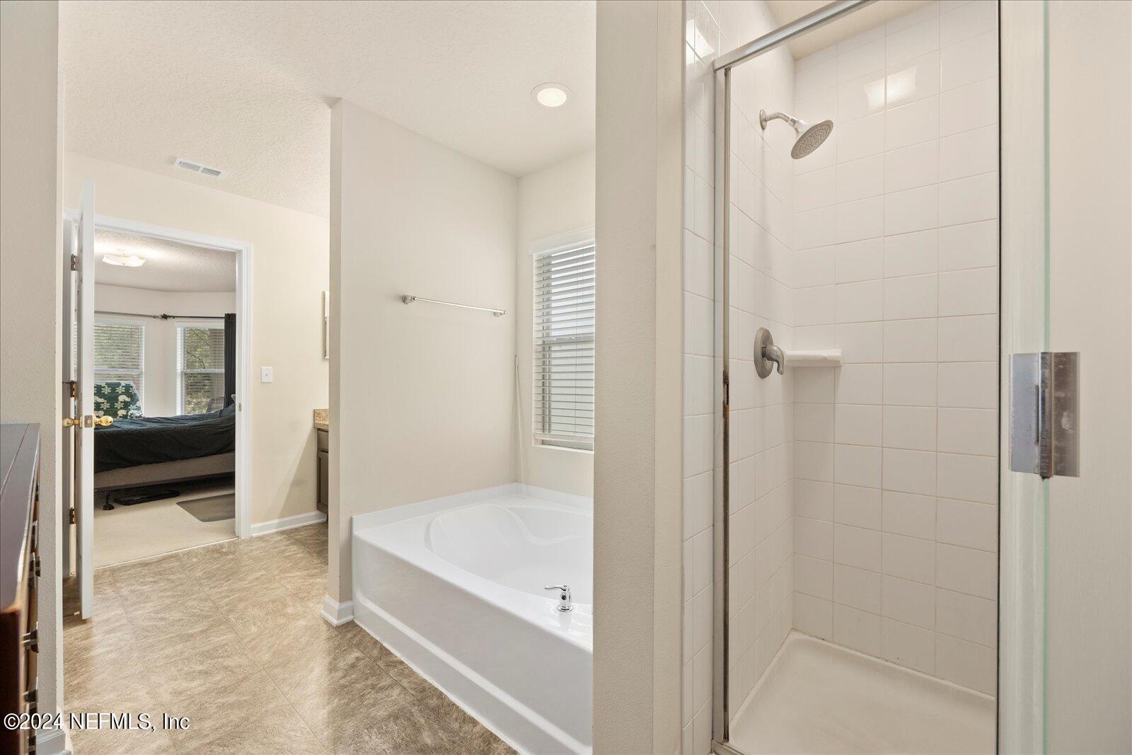 15831 DALLAS CREEK Court