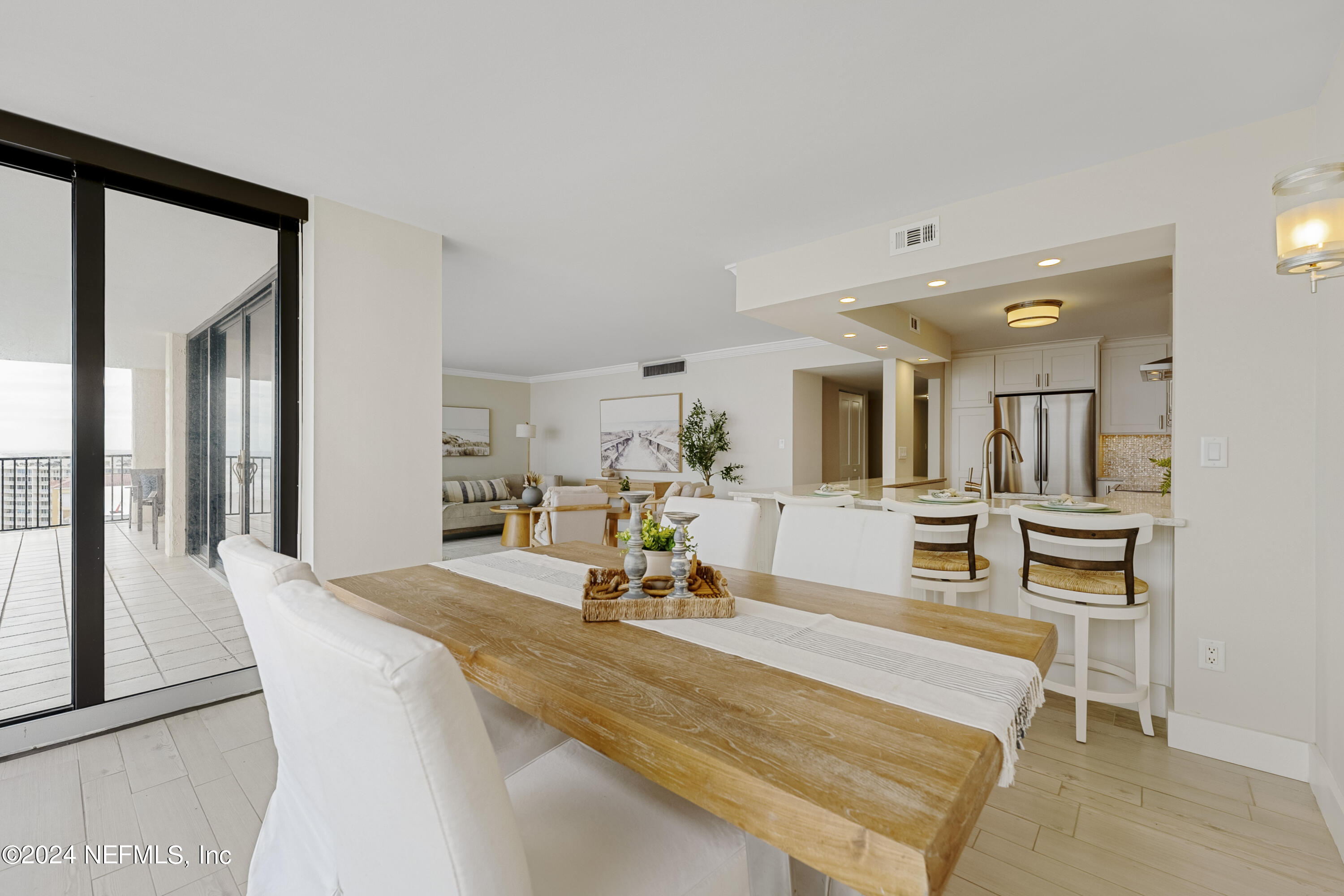 1301 S 1ST Street, 1508