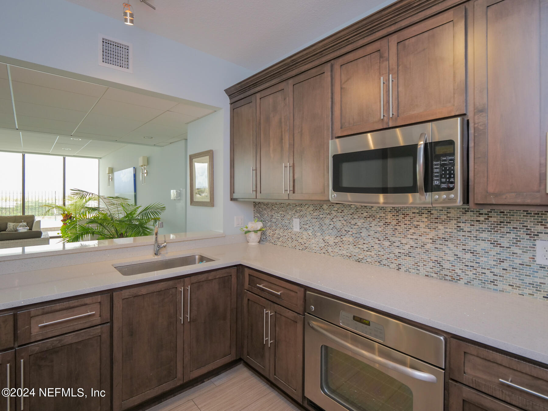 1301 S 1ST Street, 1508