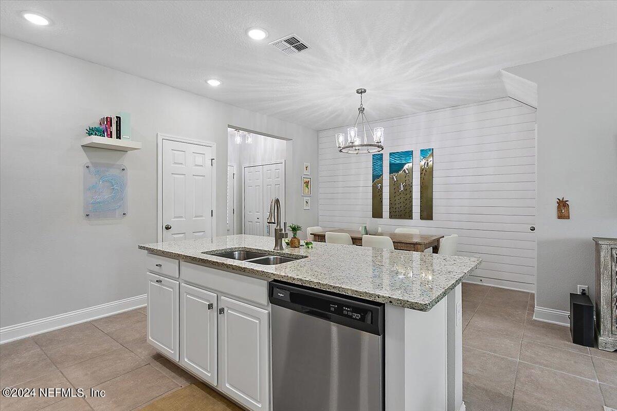 14029 MOLINA Drive