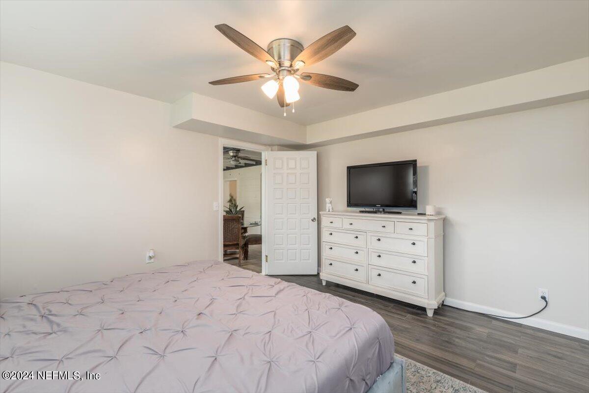 5317 OAK FOREST Drive