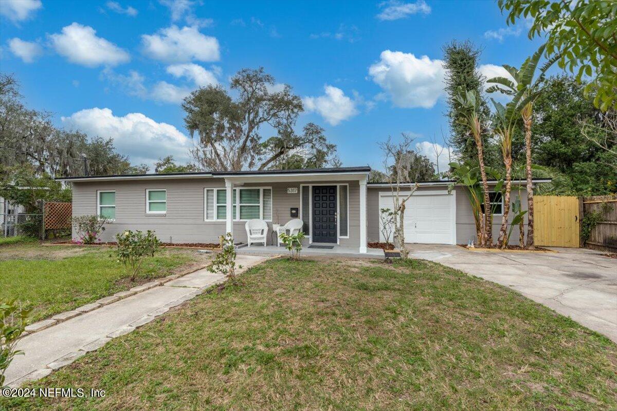 5317 OAK FOREST Drive
