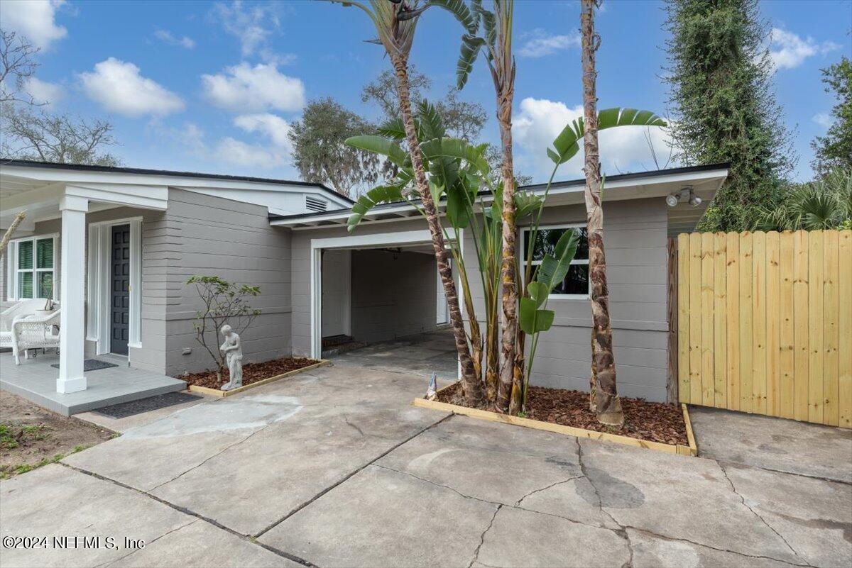 5317 OAK FOREST Drive