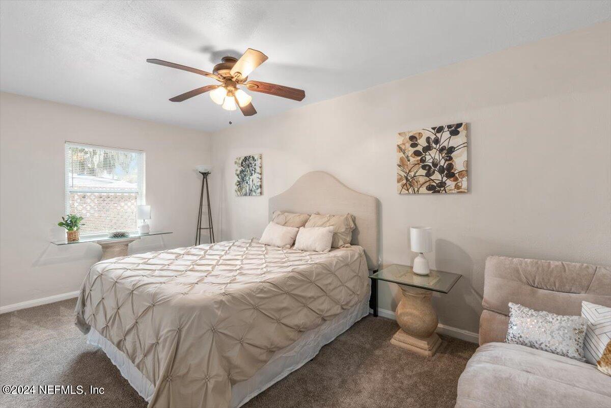 5317 OAK FOREST Drive