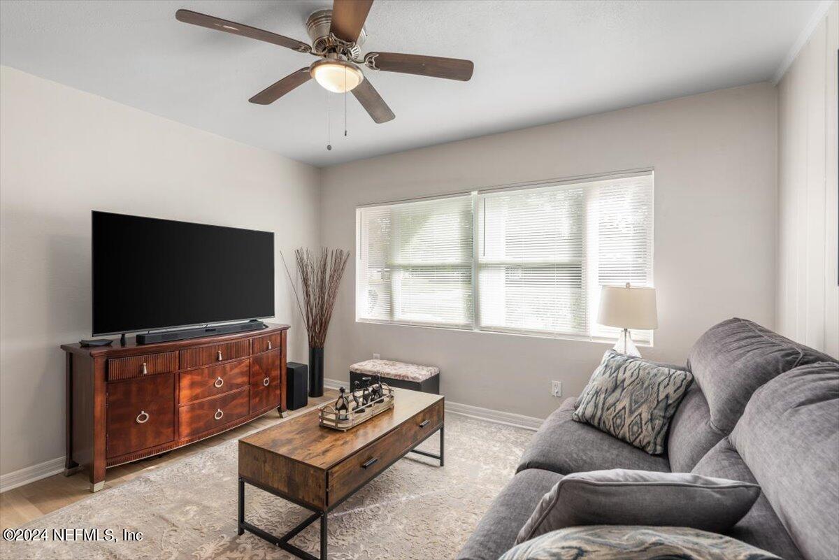 5317 OAK FOREST Drive
