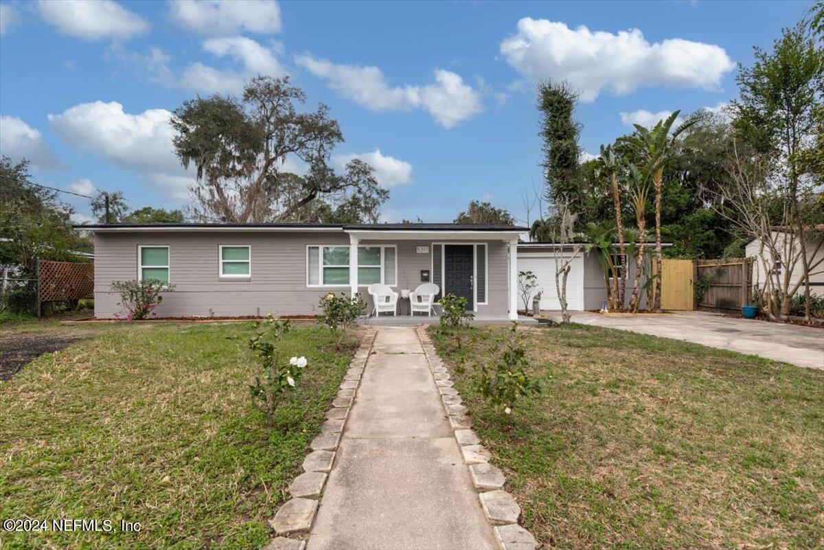 5317 OAK FOREST Drive