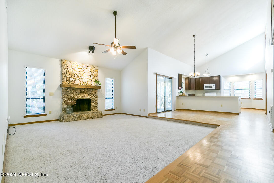 1850 TIERRA VERDE Drive