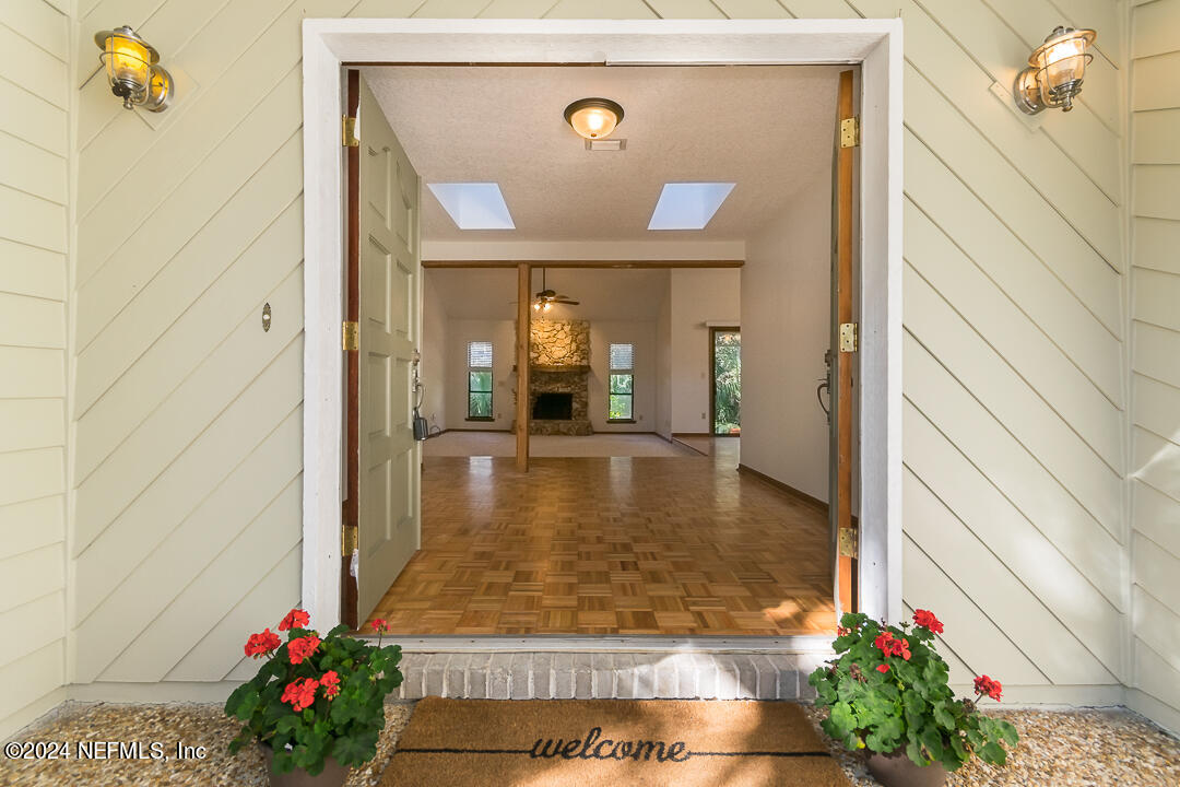 1850 TIERRA VERDE Drive