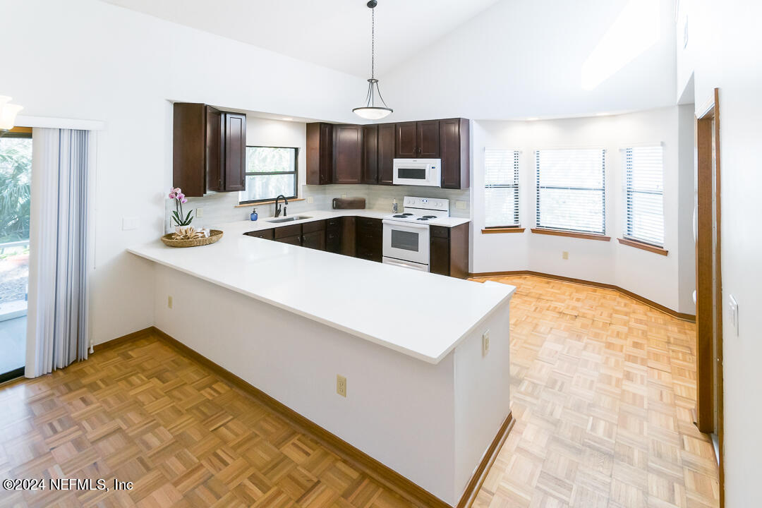 1850 TIERRA VERDE Drive