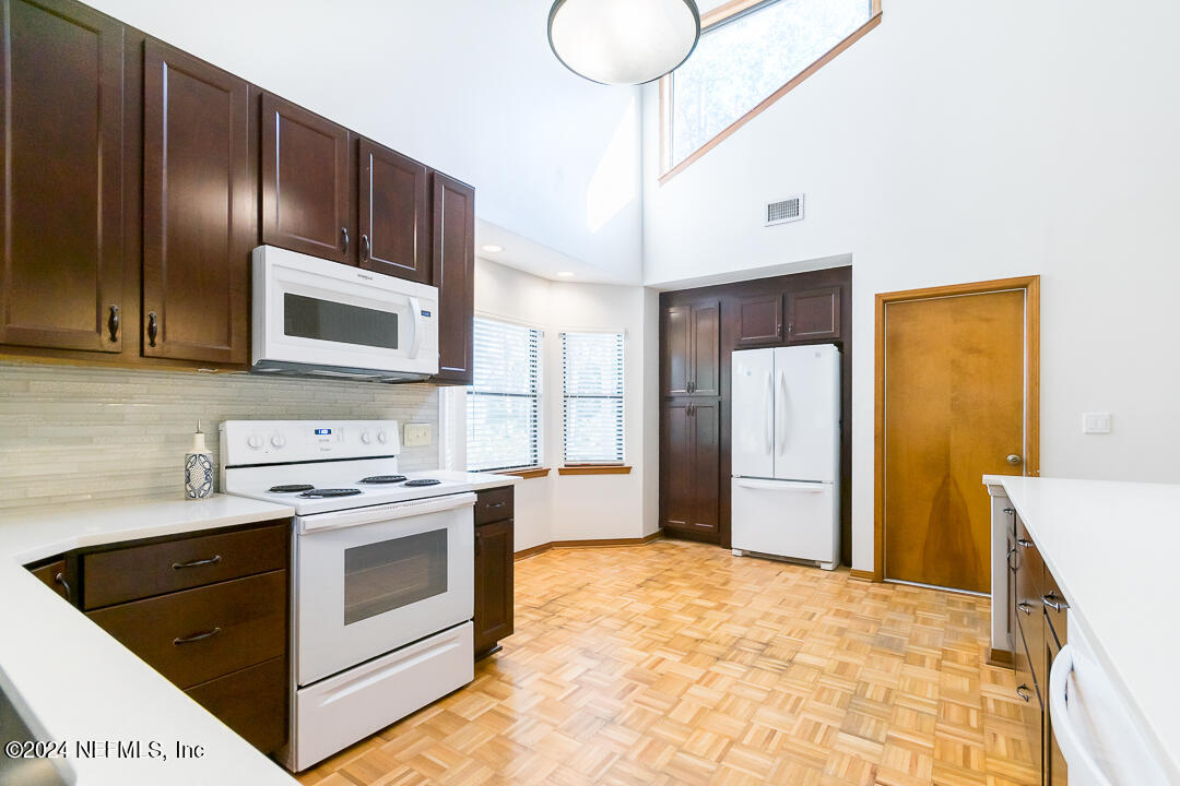 1850 TIERRA VERDE Drive