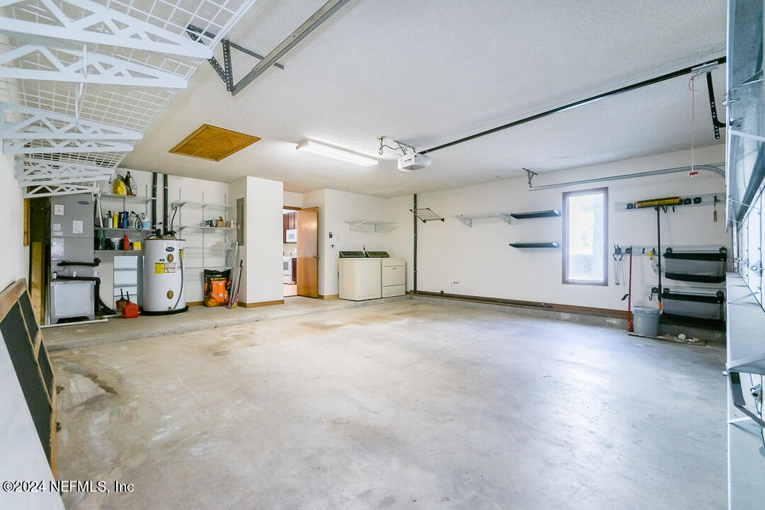 1850 TIERRA VERDE Drive