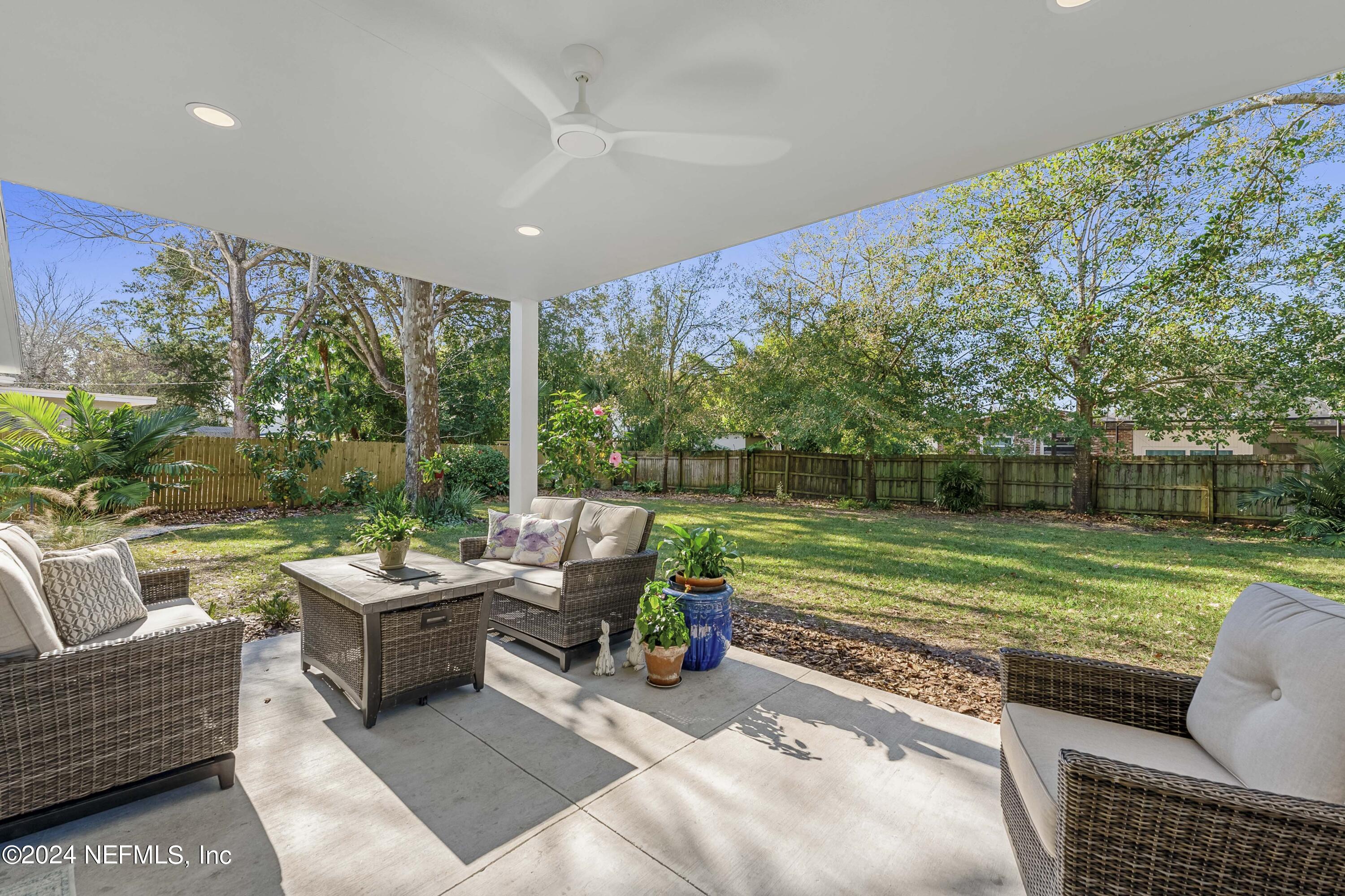 284 CORAL Way