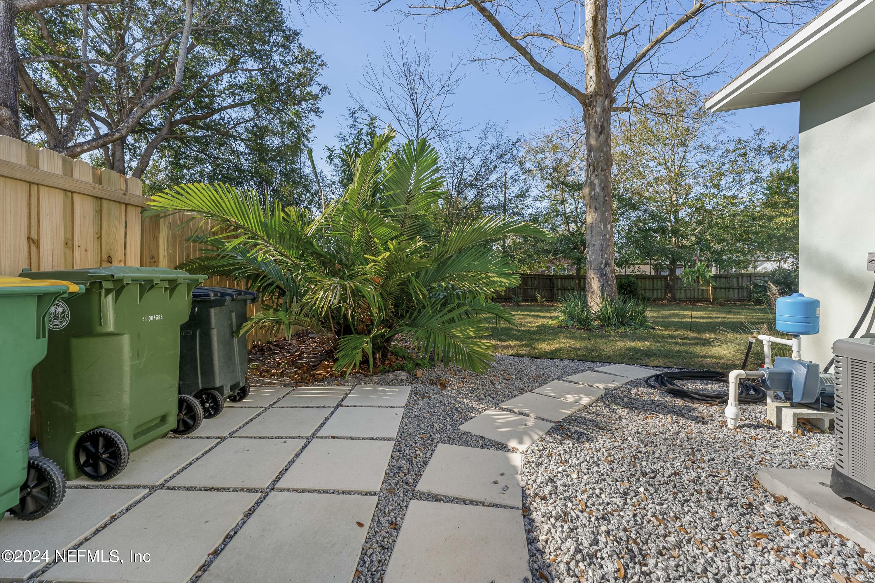 284 CORAL Way