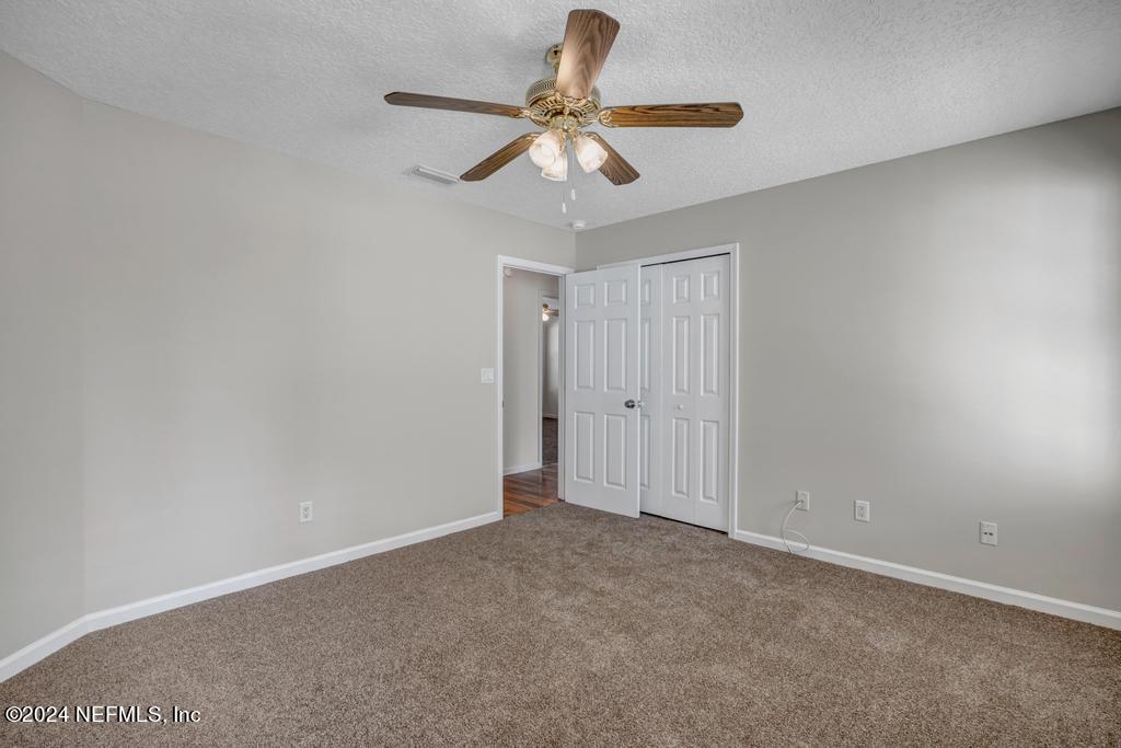 3308 THUNDER Road