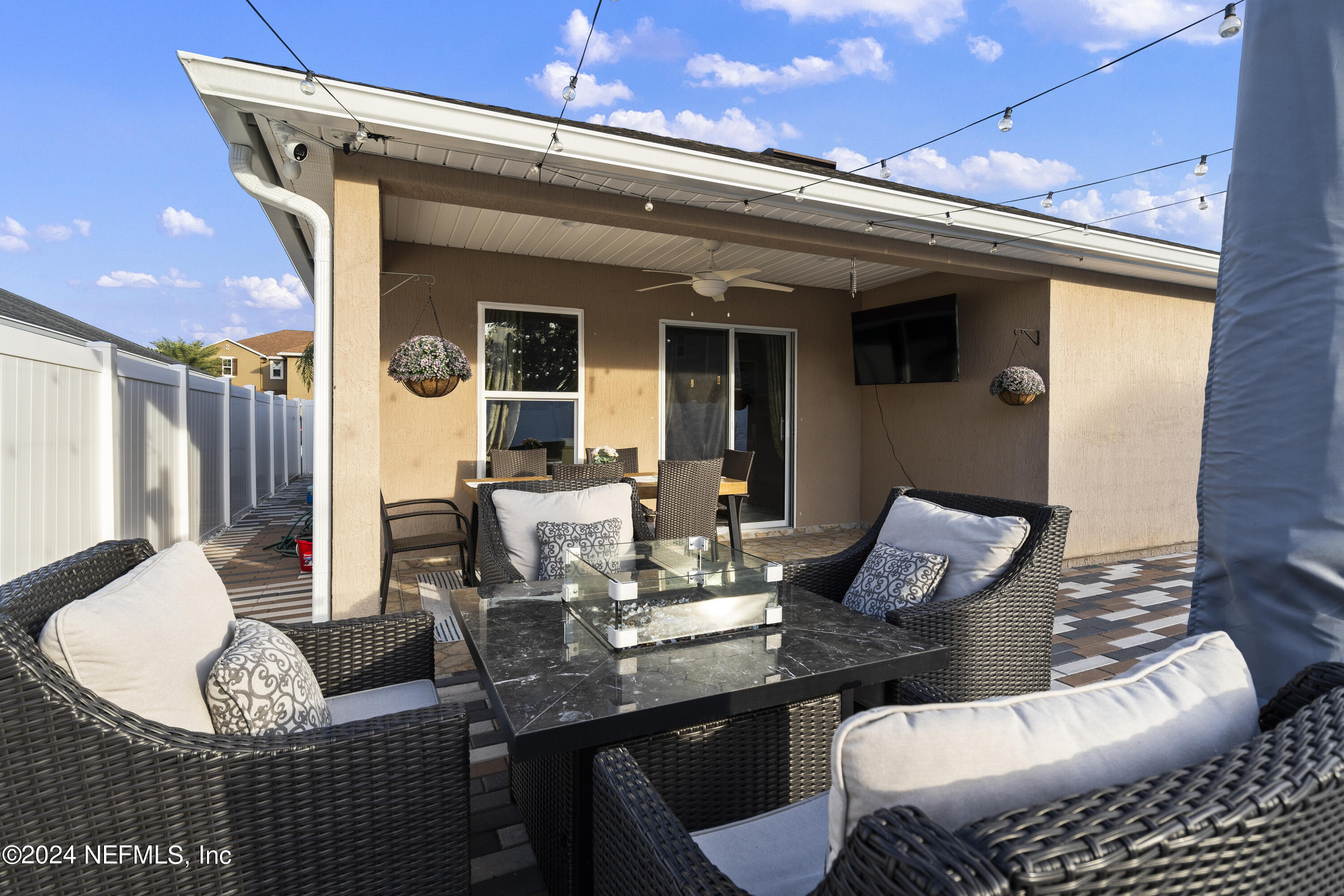 12392 ACOSTA OAKS Drive