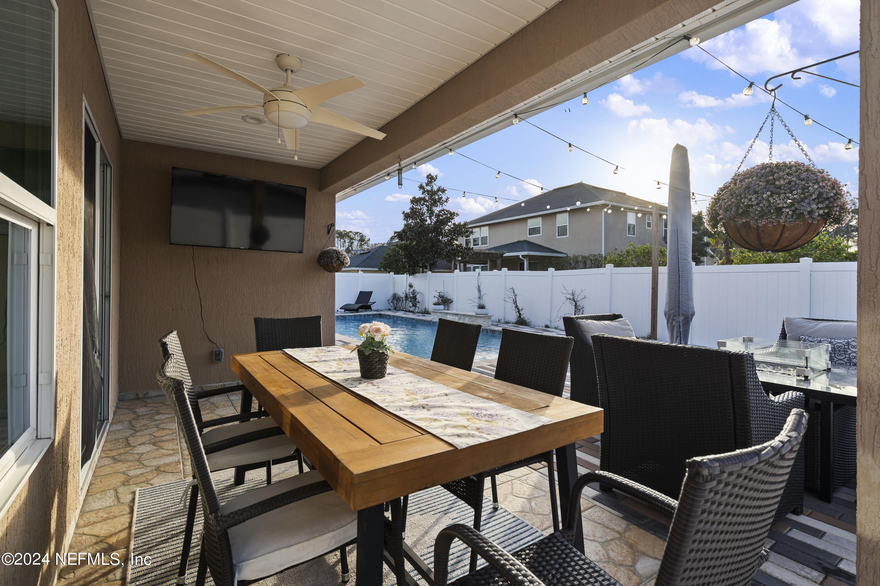 12392 ACOSTA OAKS Drive