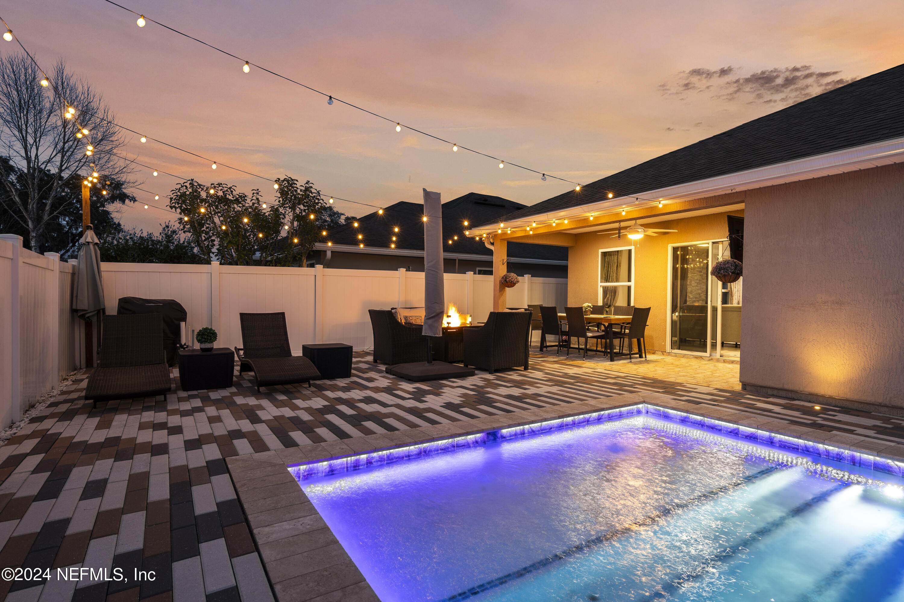 12392 ACOSTA OAKS Drive