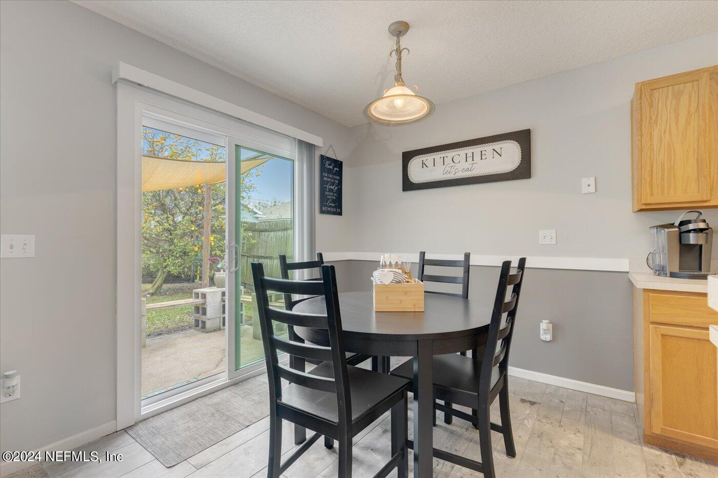 371 SUMMIT Drive