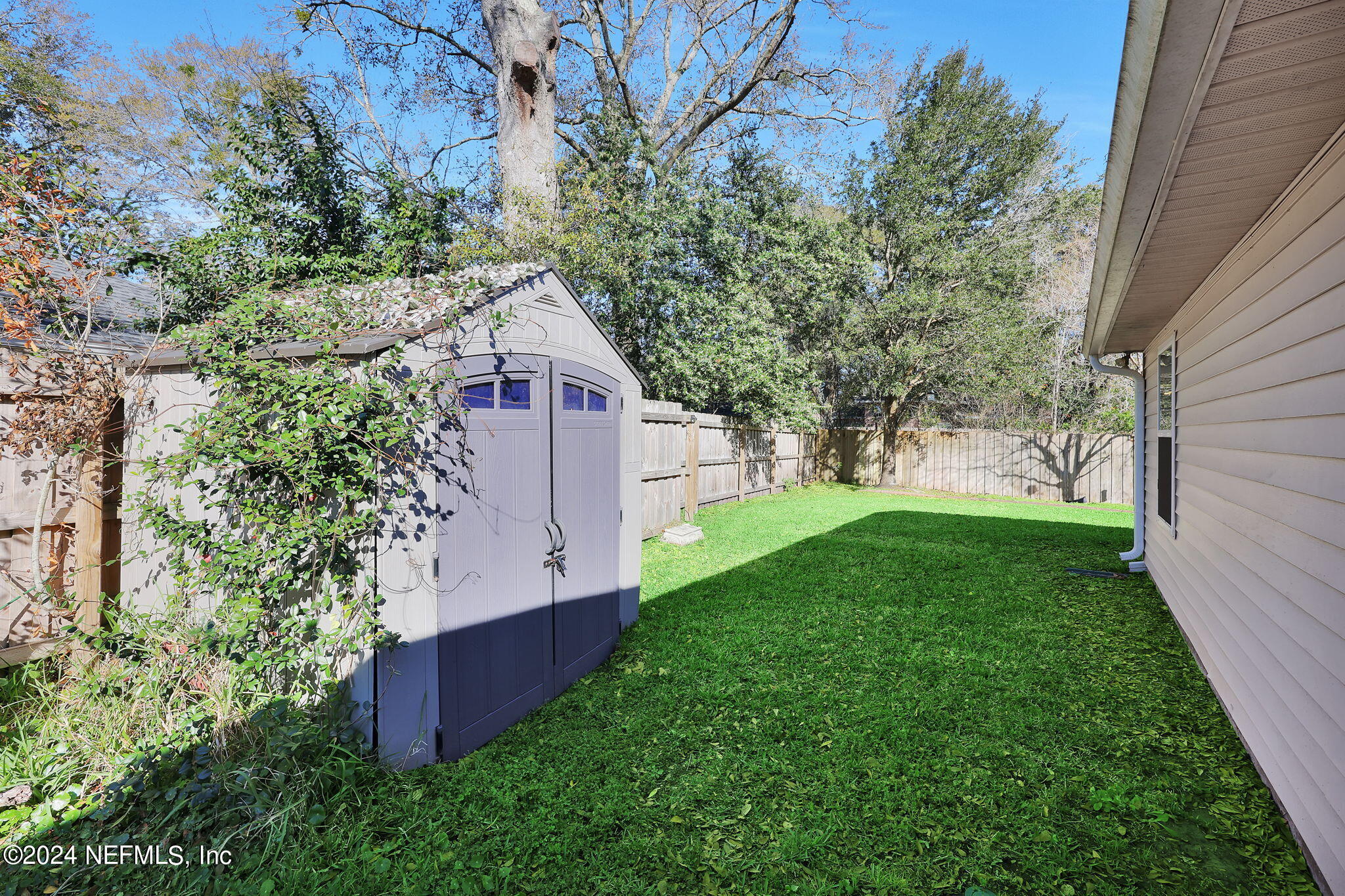 13411 FOXHAVEN Drive N