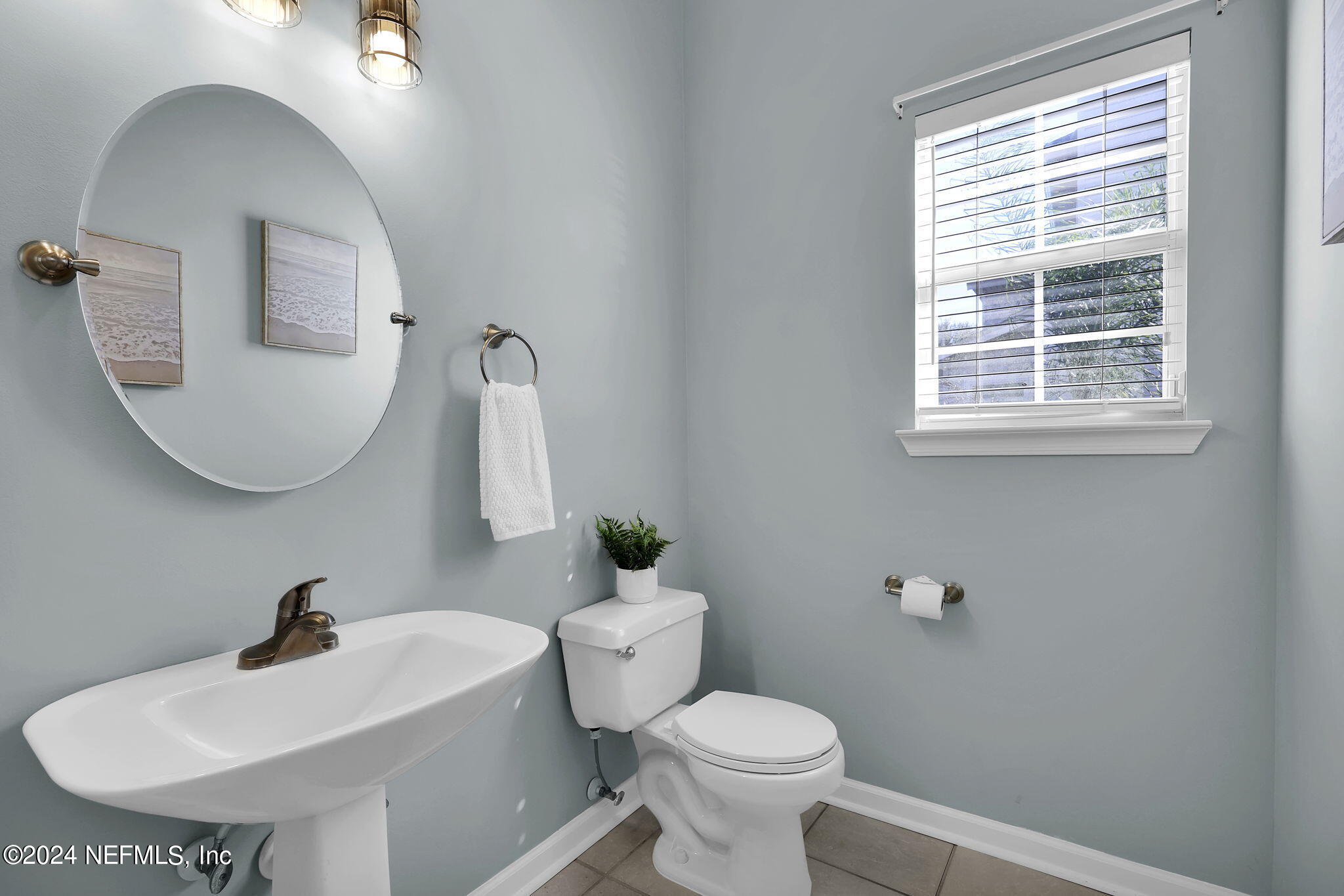 13411 FOXHAVEN Drive N