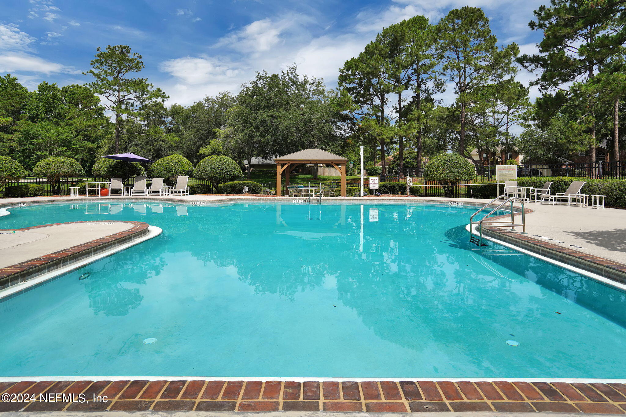 13411 FOXHAVEN Drive N