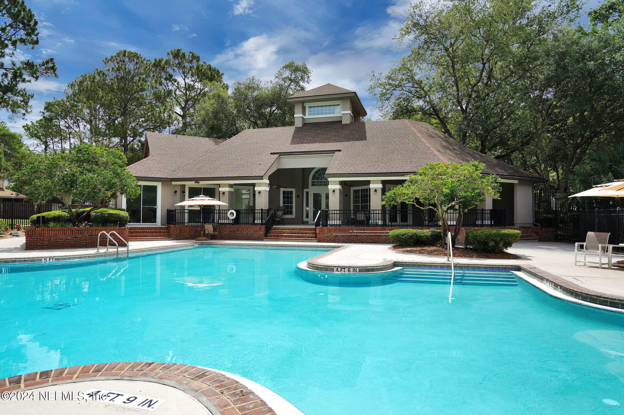 13411 FOXHAVEN Drive N