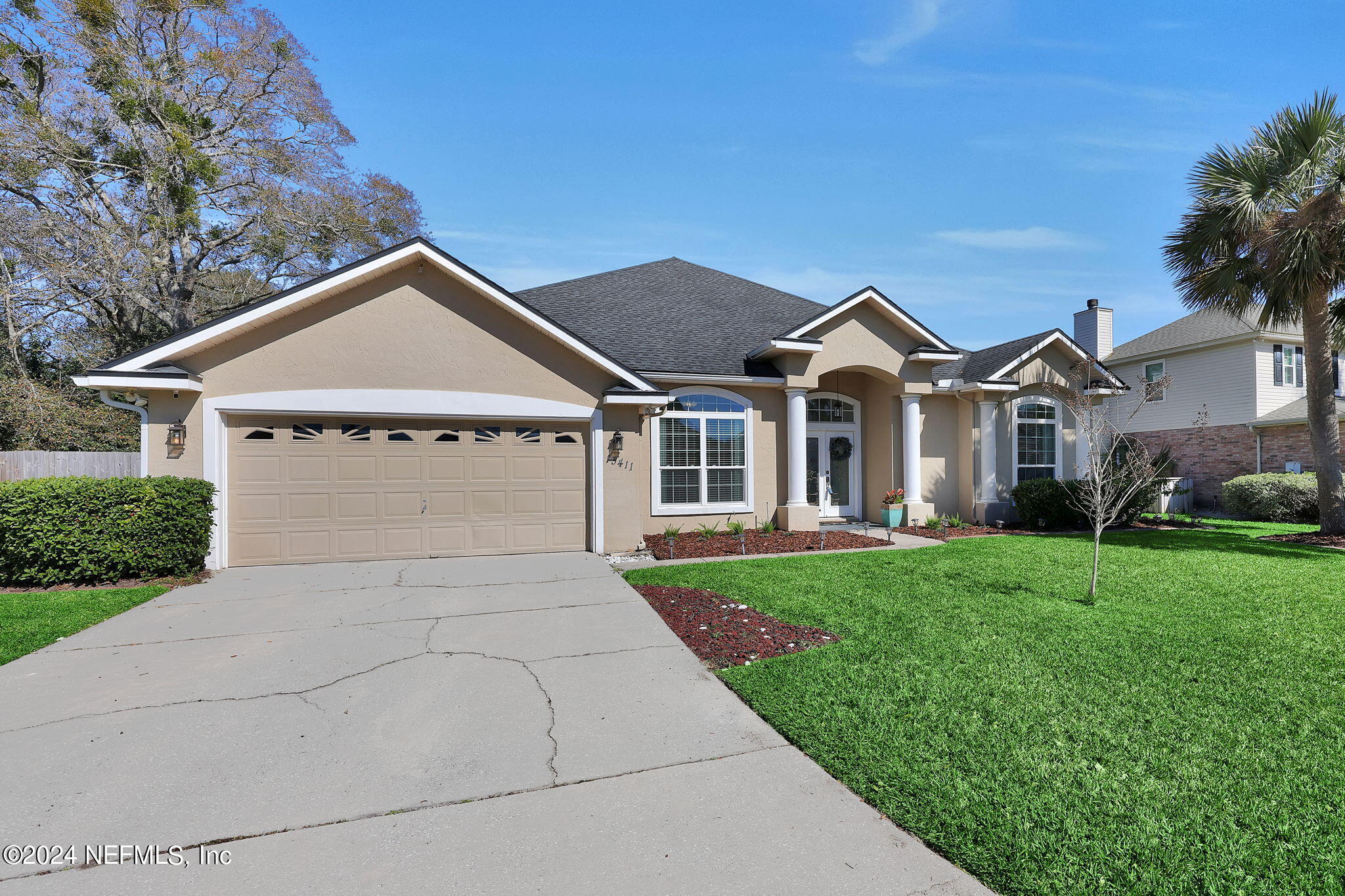 13411 FOXHAVEN Drive N