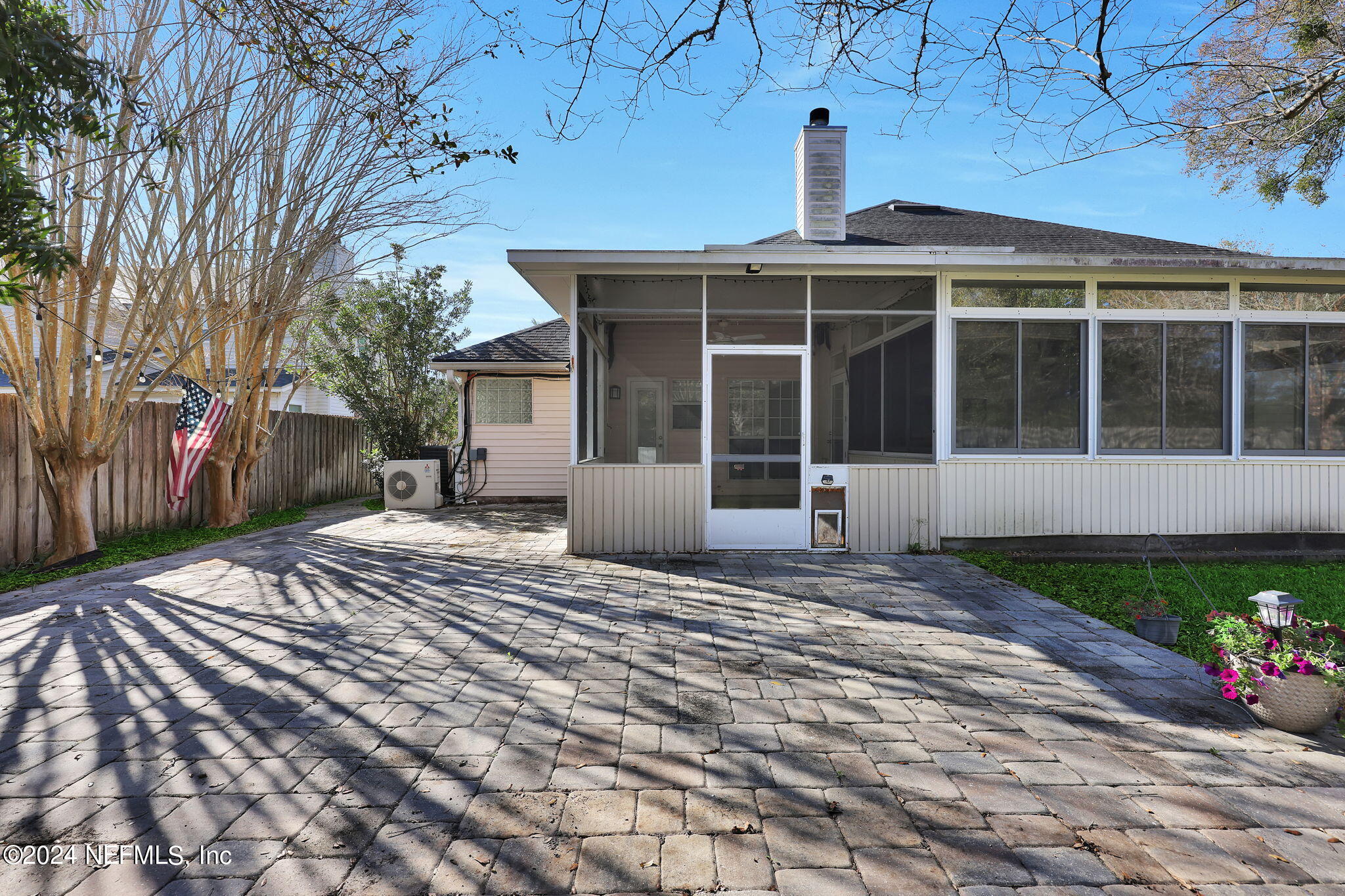 13411 FOXHAVEN Drive N