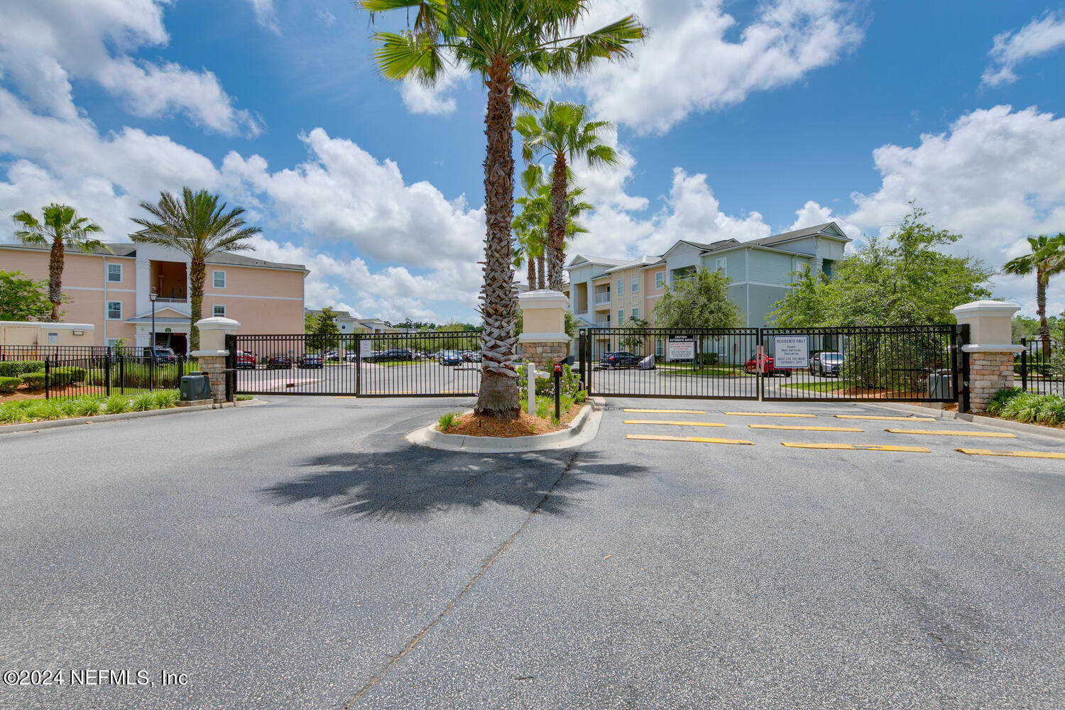 4911 KEY LIME Drive, 303