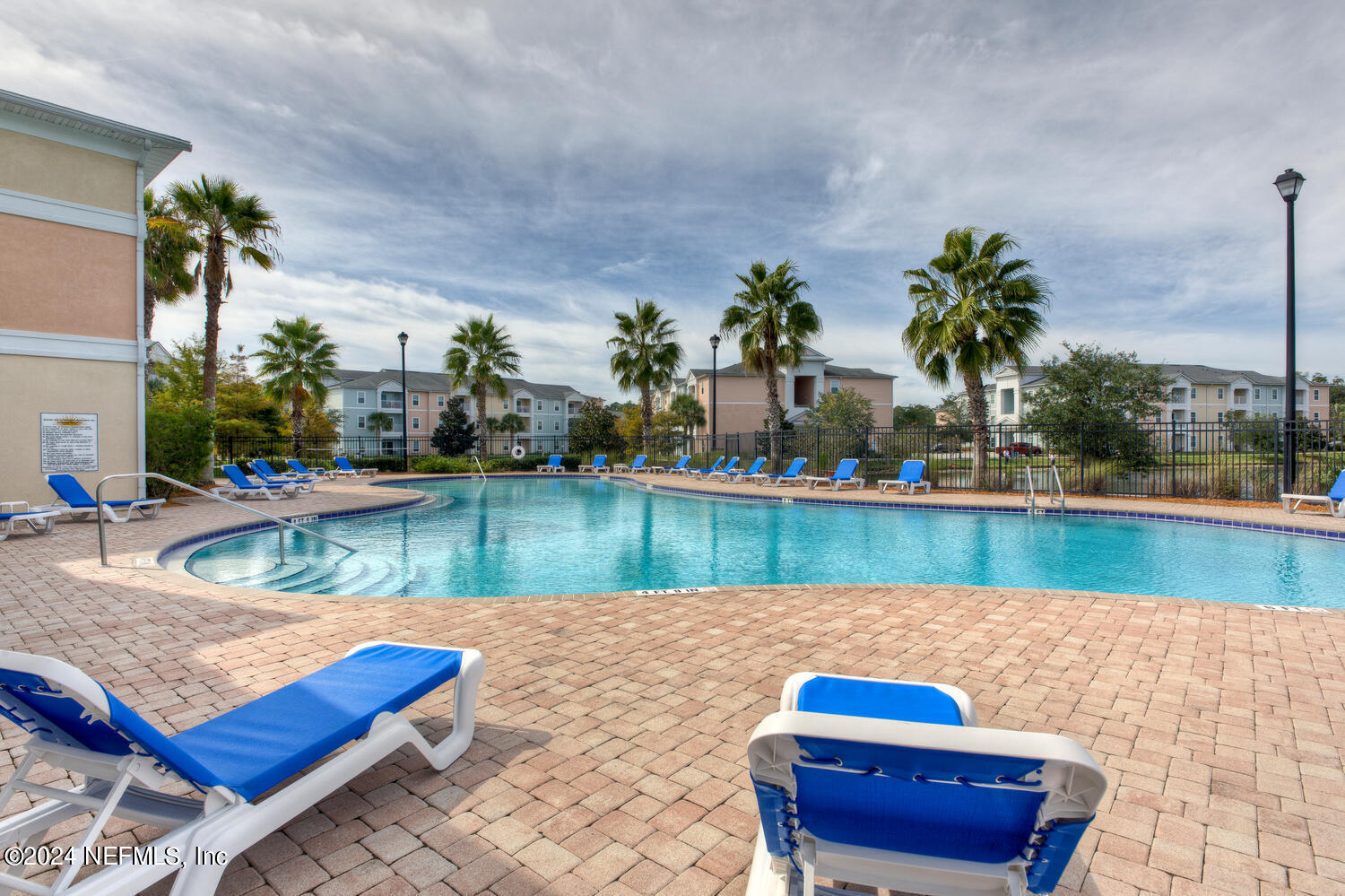 4911 KEY LIME Drive, 303