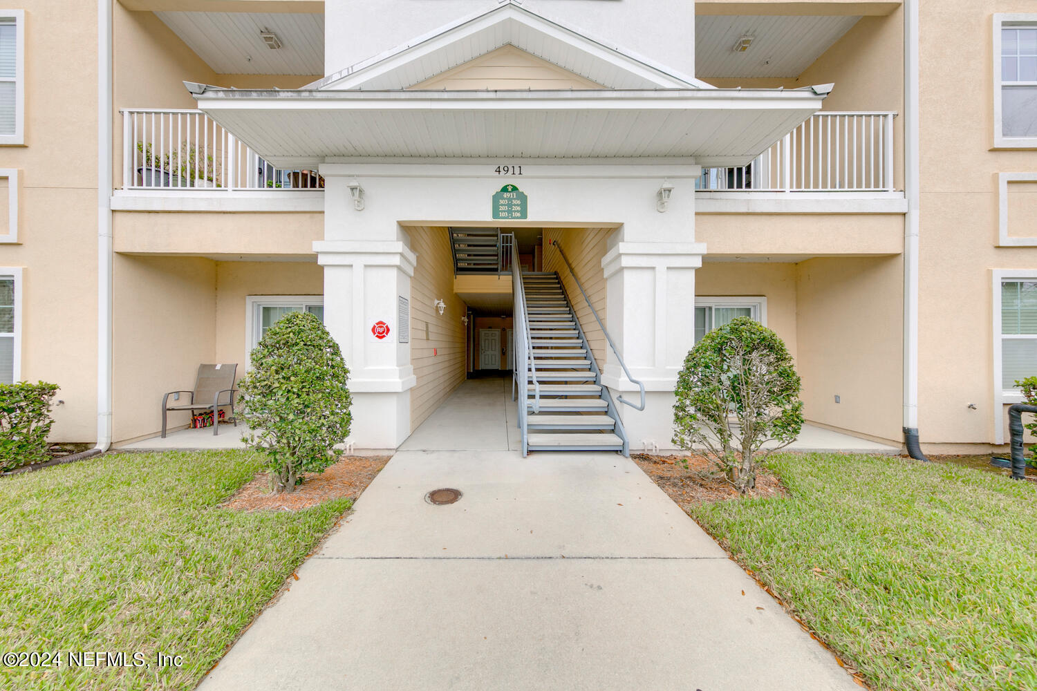 4911 KEY LIME Drive, 303