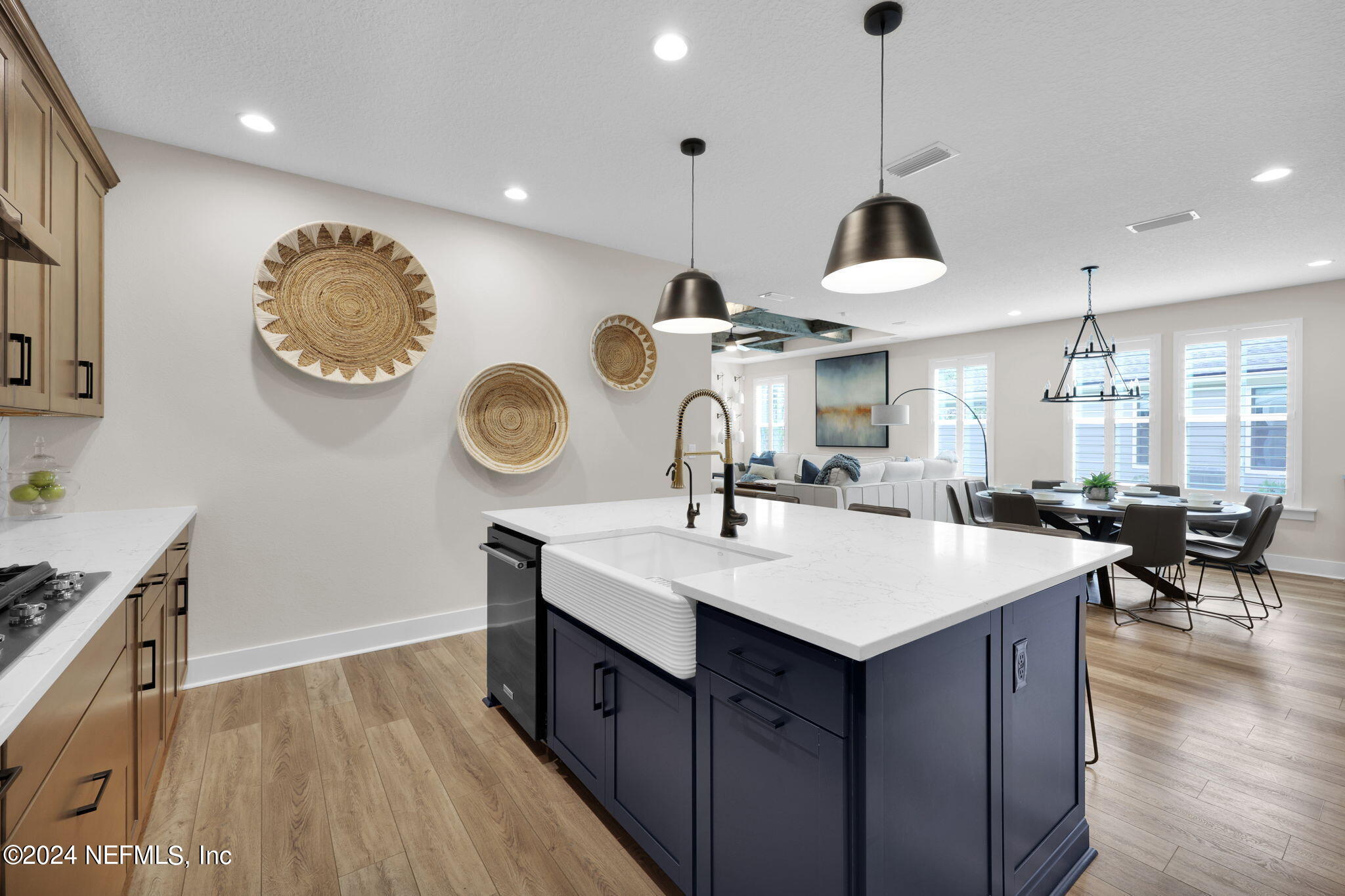 9993 FILAMENT Boulevard