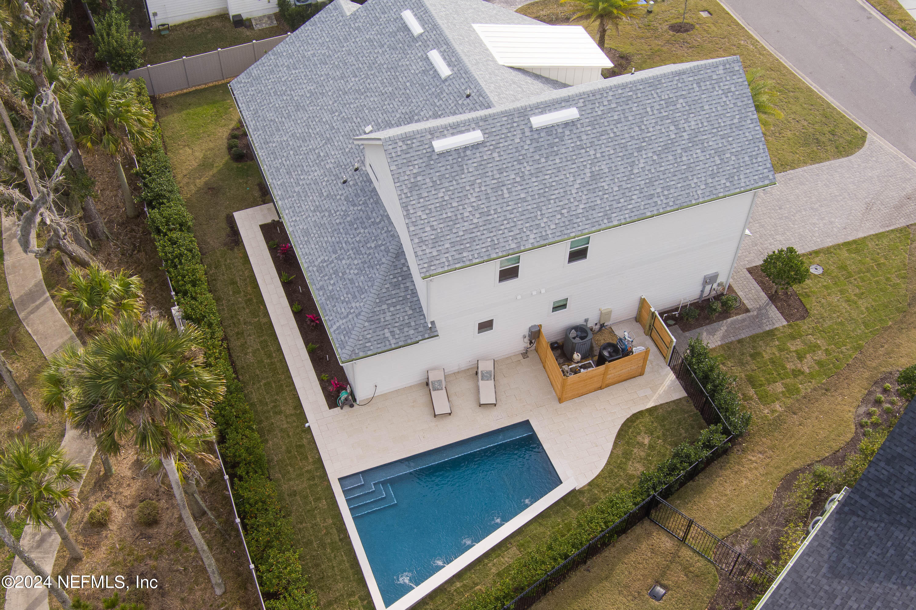 64 MATTHEWS Lane
