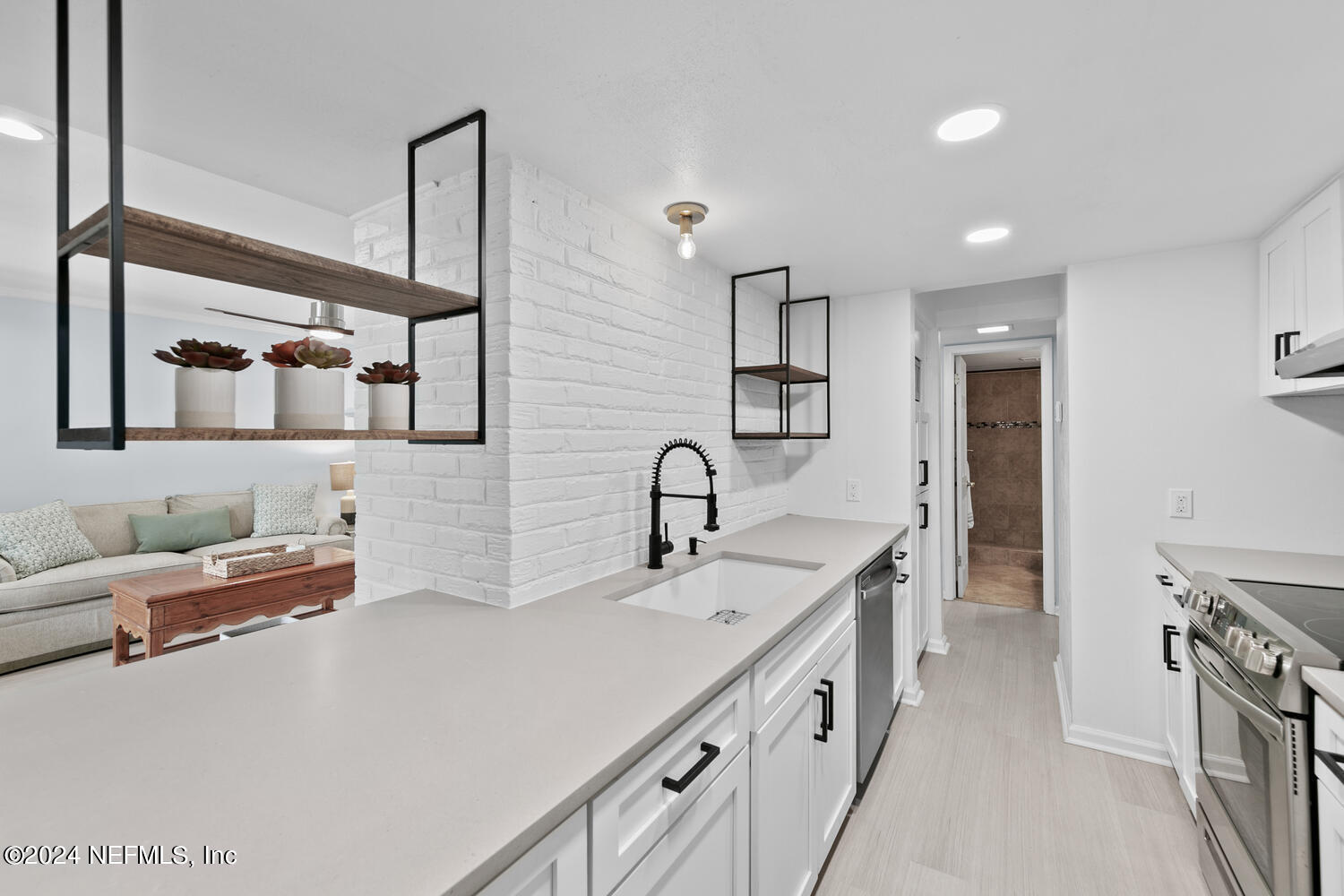 2333 COSTA VERDE BLVD, 201