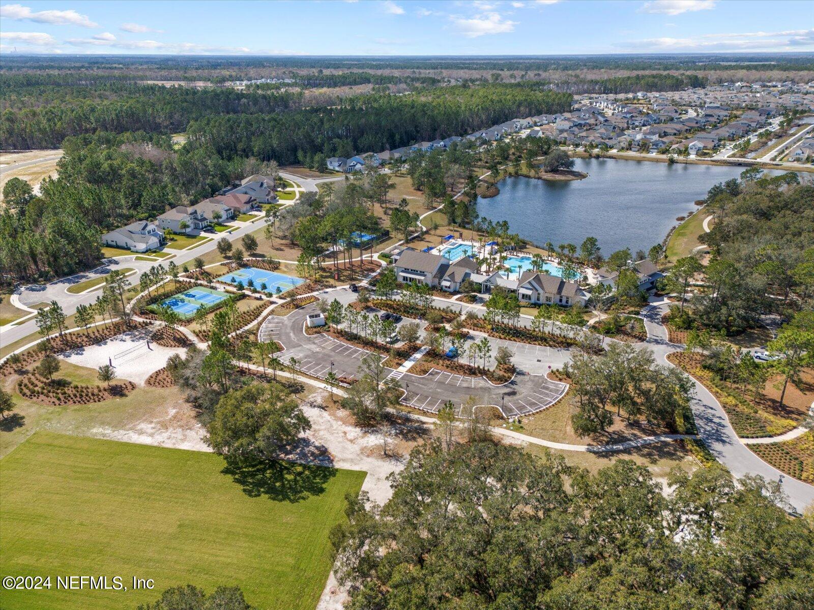 433 BACK CREEK Drive