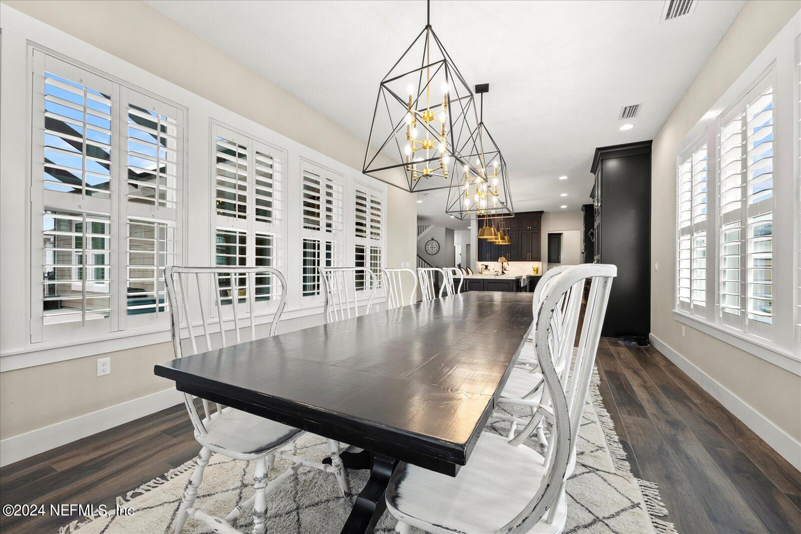 433 BACK CREEK Drive