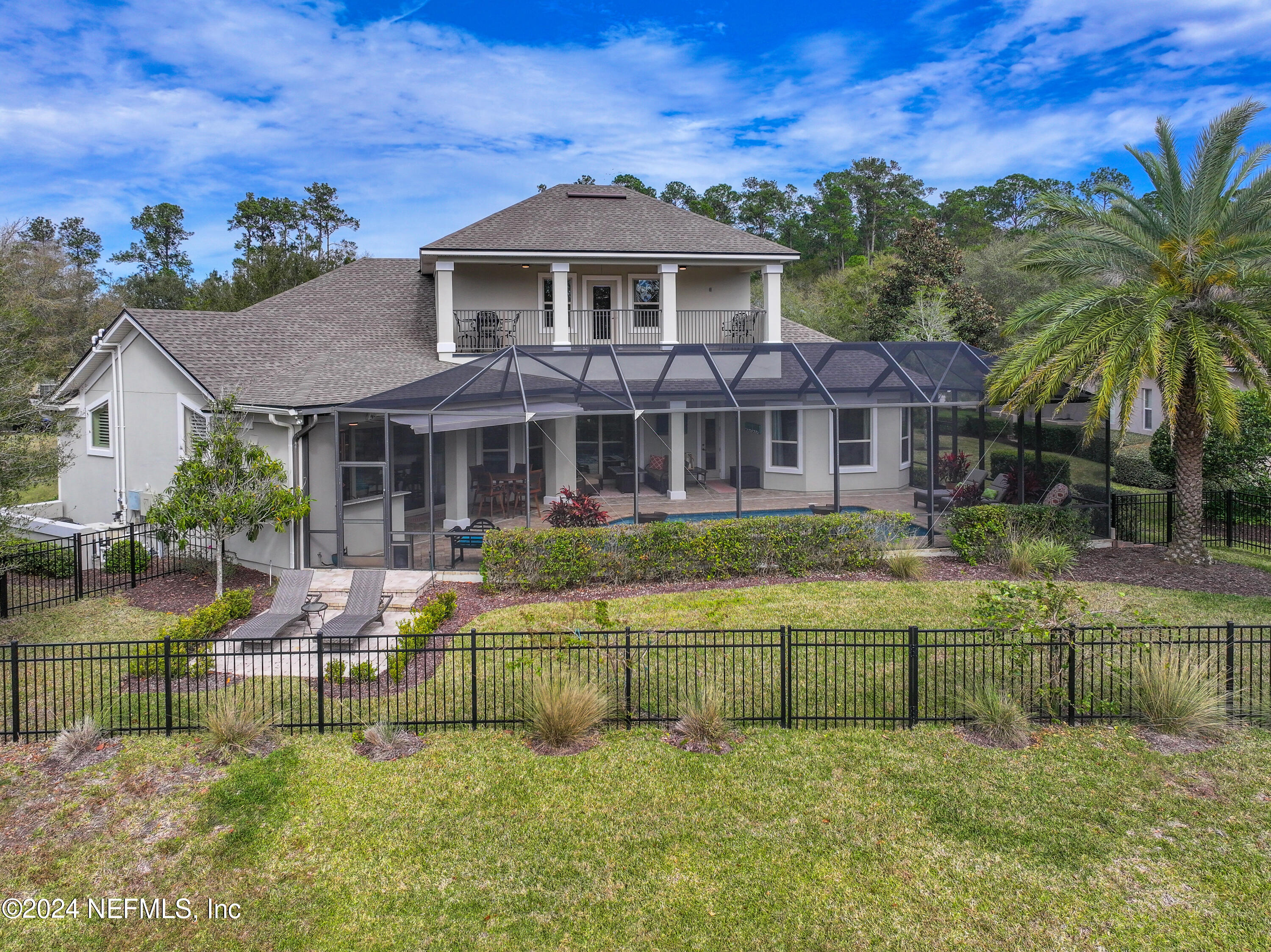 2087 CROWN Drive