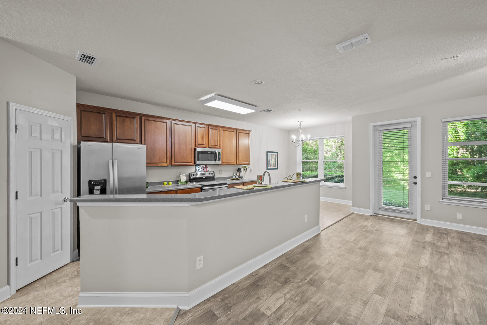 13364 BEACH Boulevard, 608