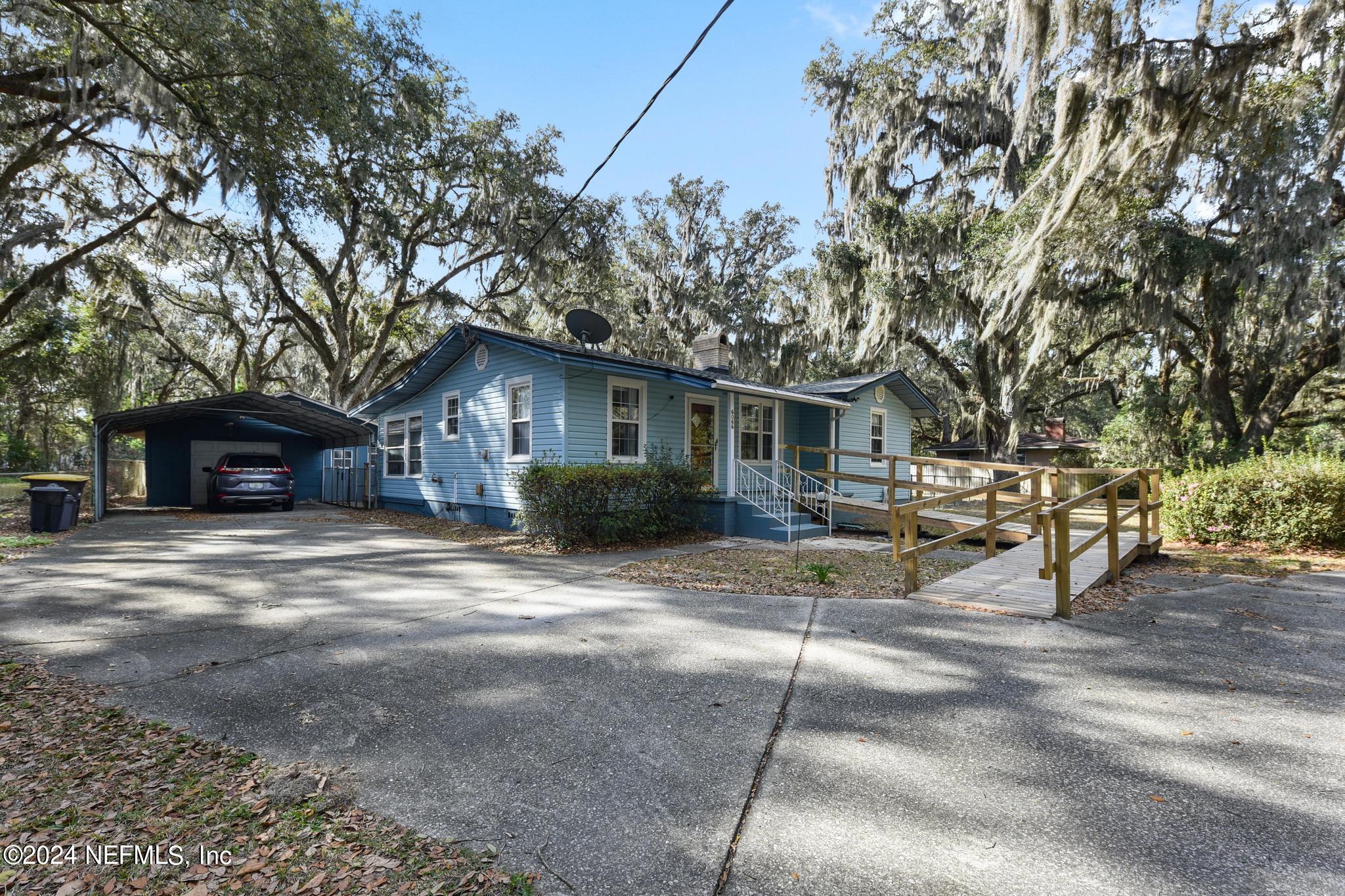 6066 HORSESHOE Drive