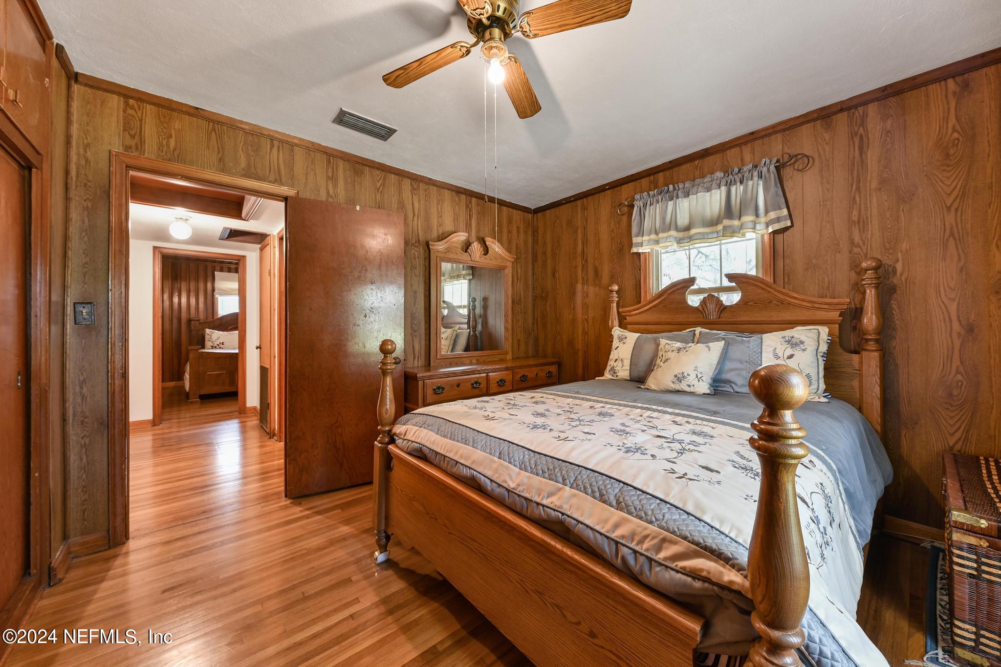 6066 HORSESHOE Drive