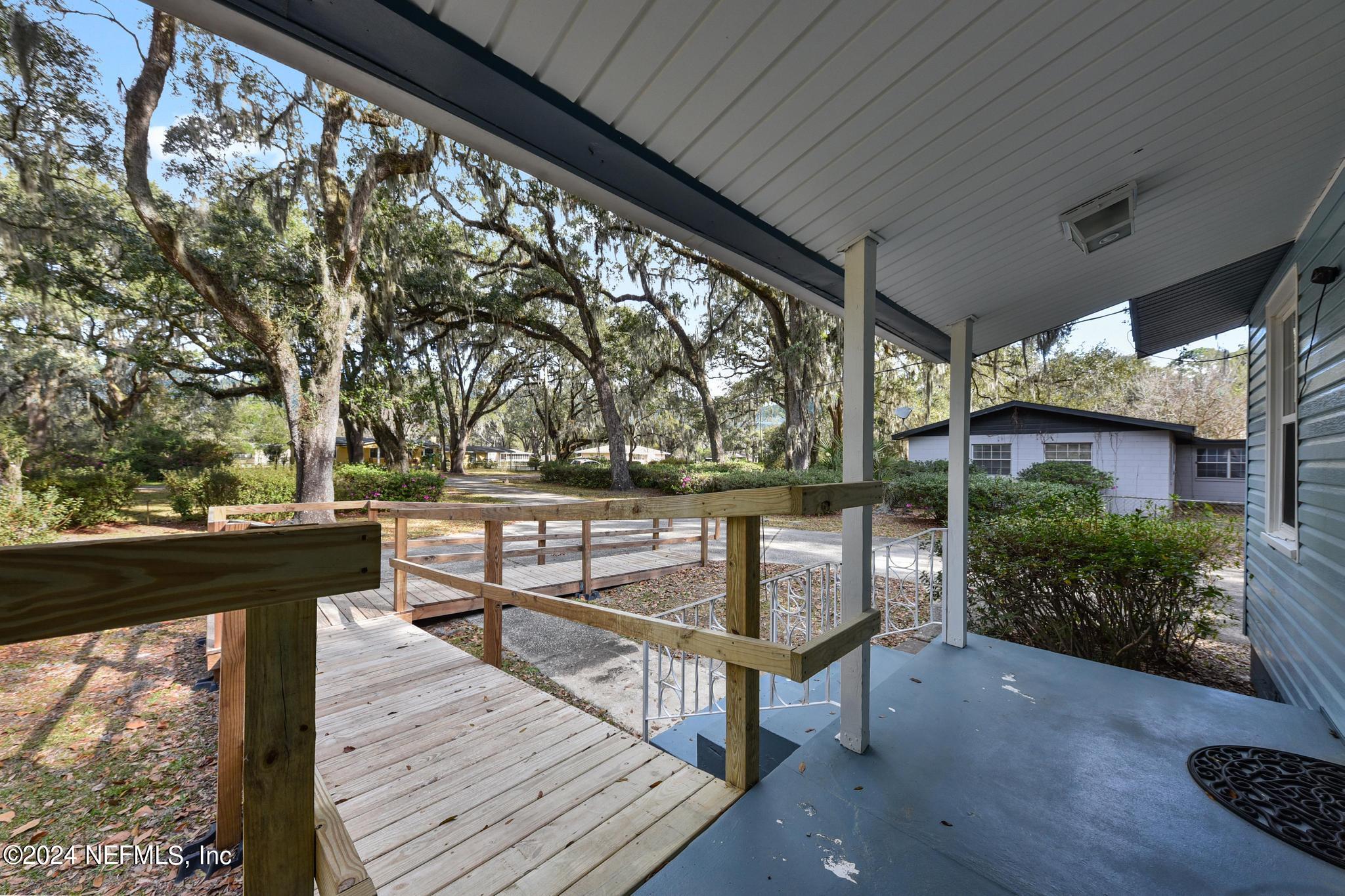 6066 HORSESHOE Drive