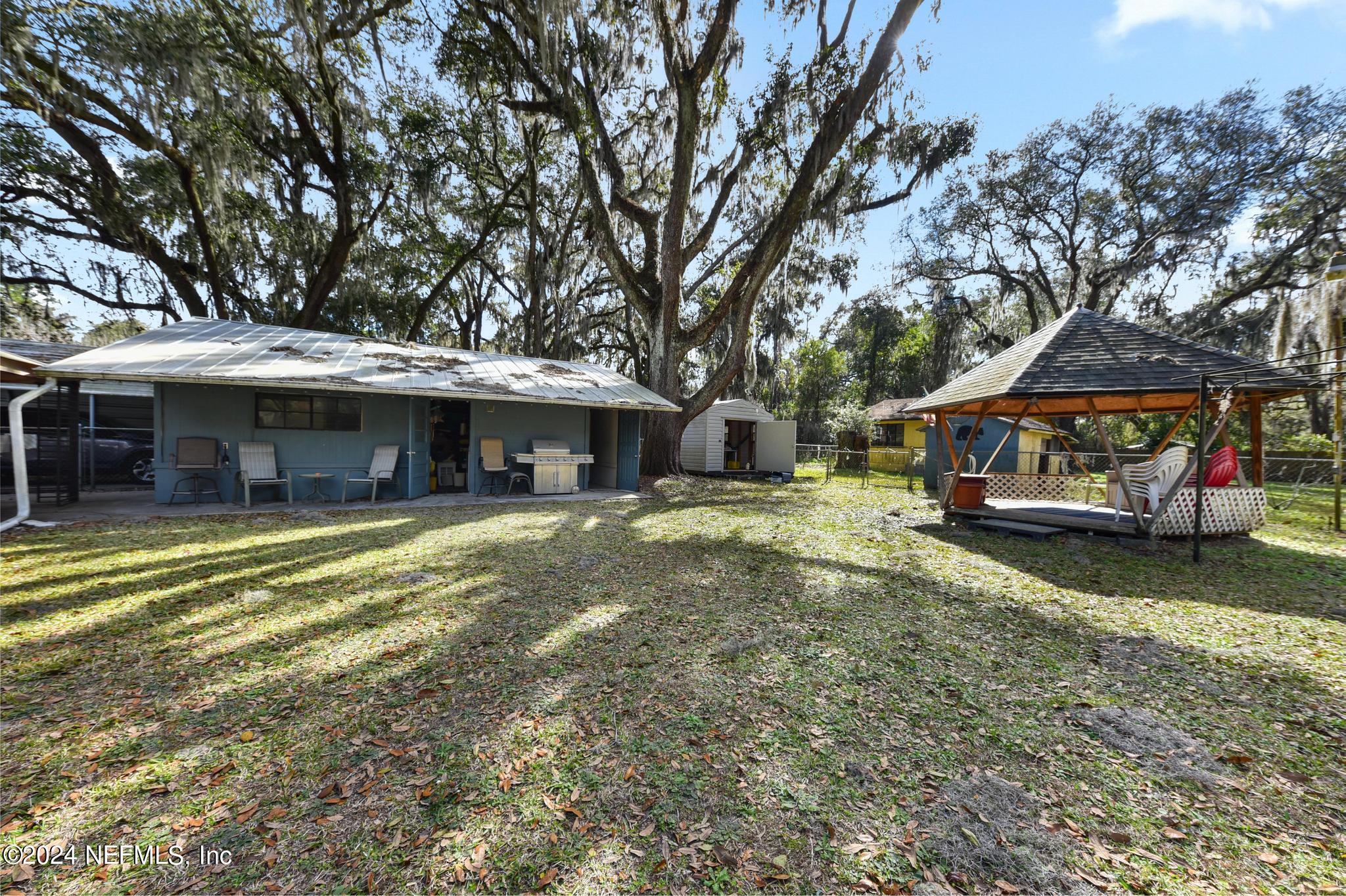 6066 HORSESHOE Drive