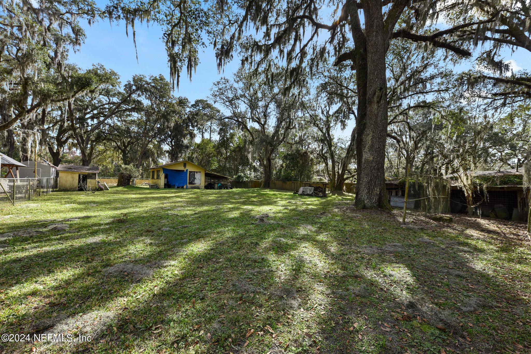 6066 HORSESHOE Drive