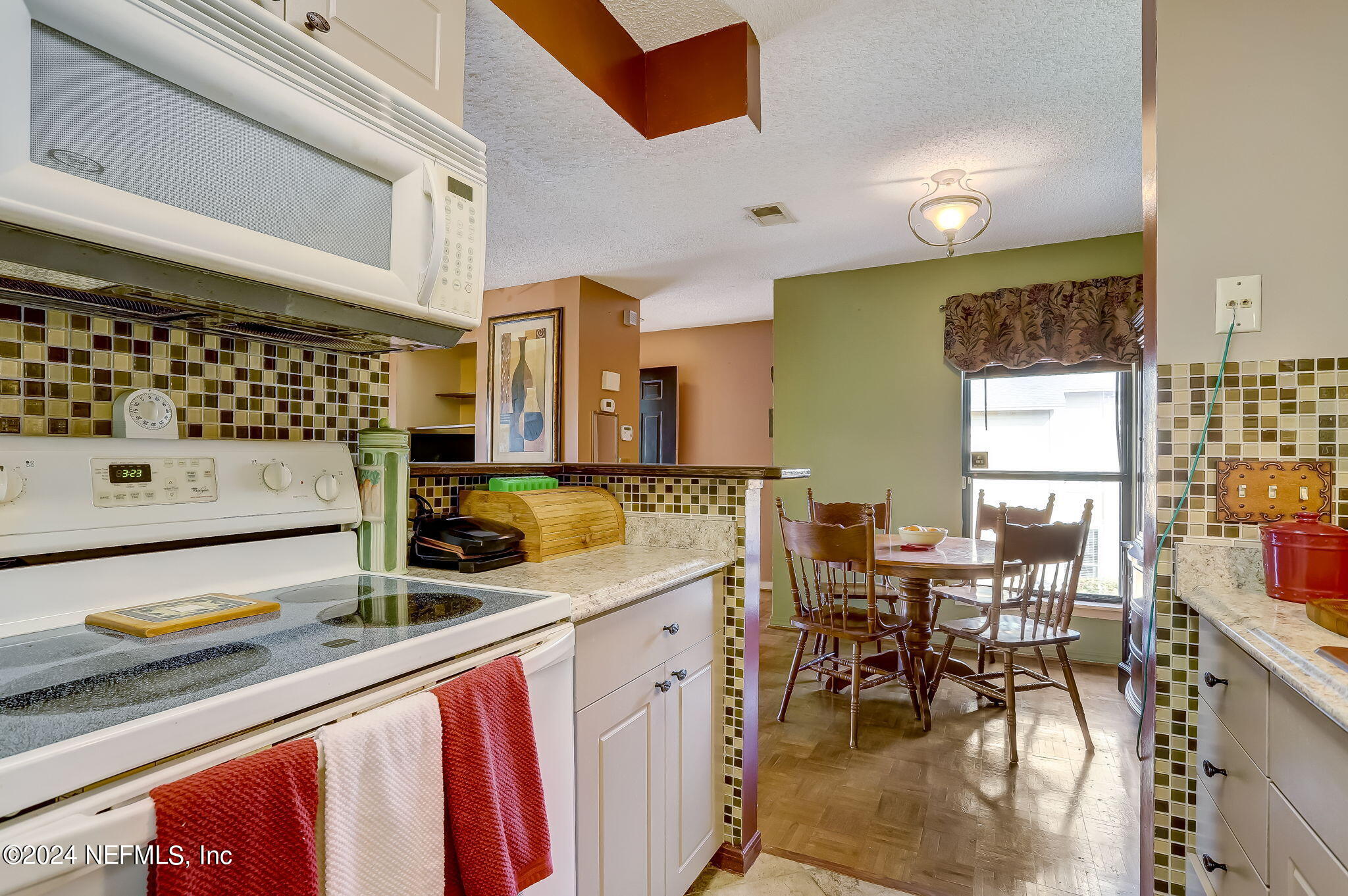 10200 BELLE RIVE Boulevard, 192