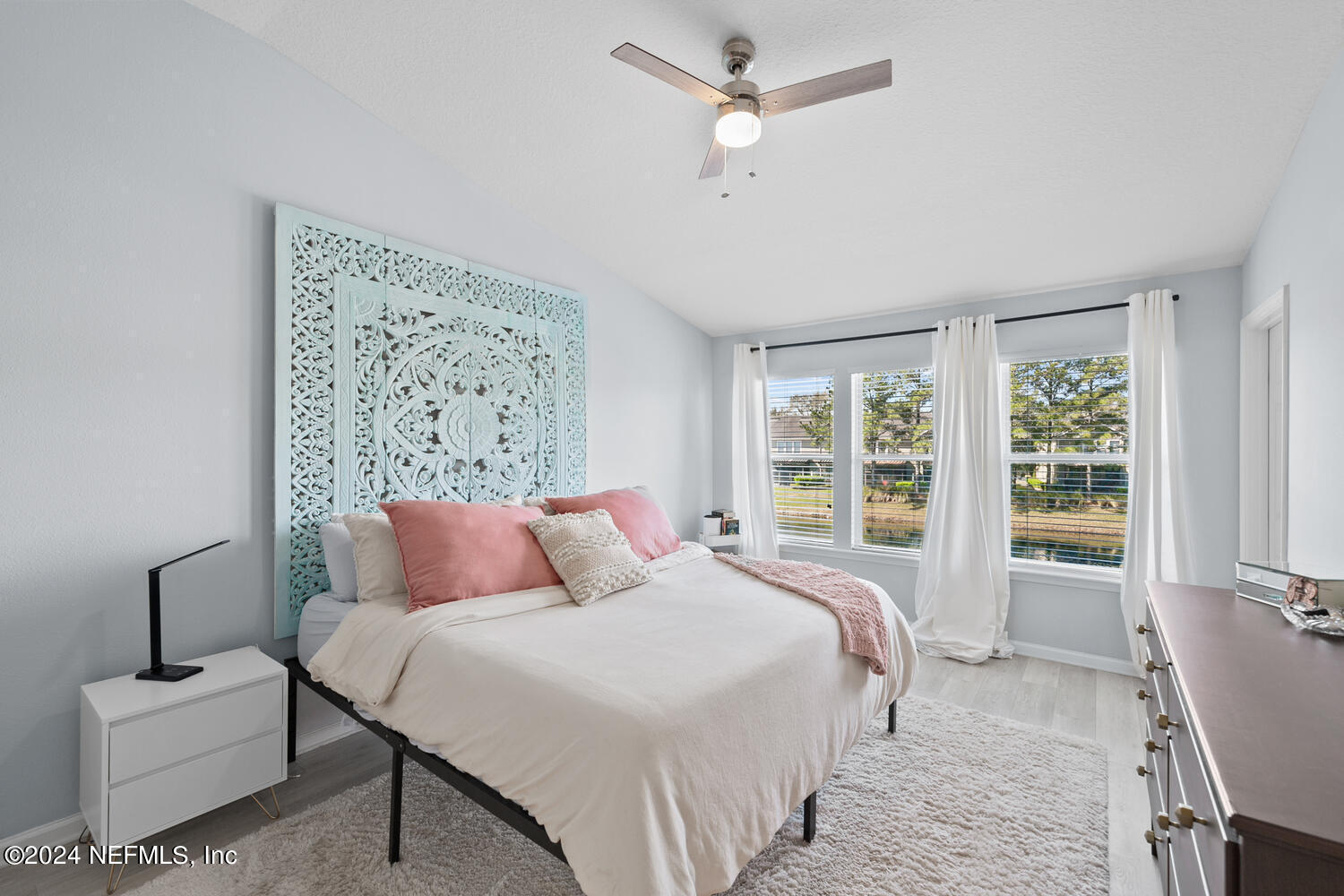 7522 RED CRANE Lane