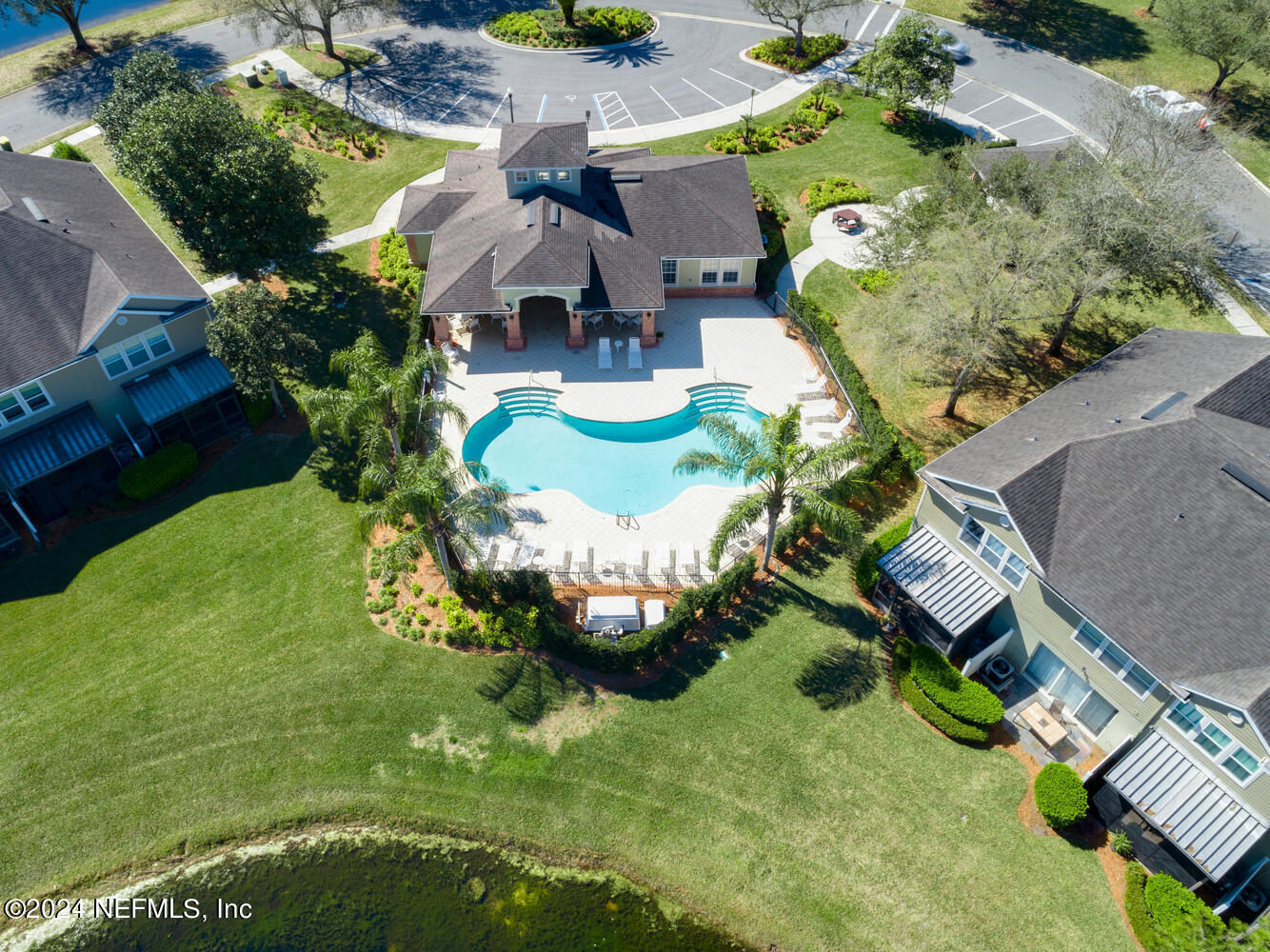 7522 RED CRANE Lane