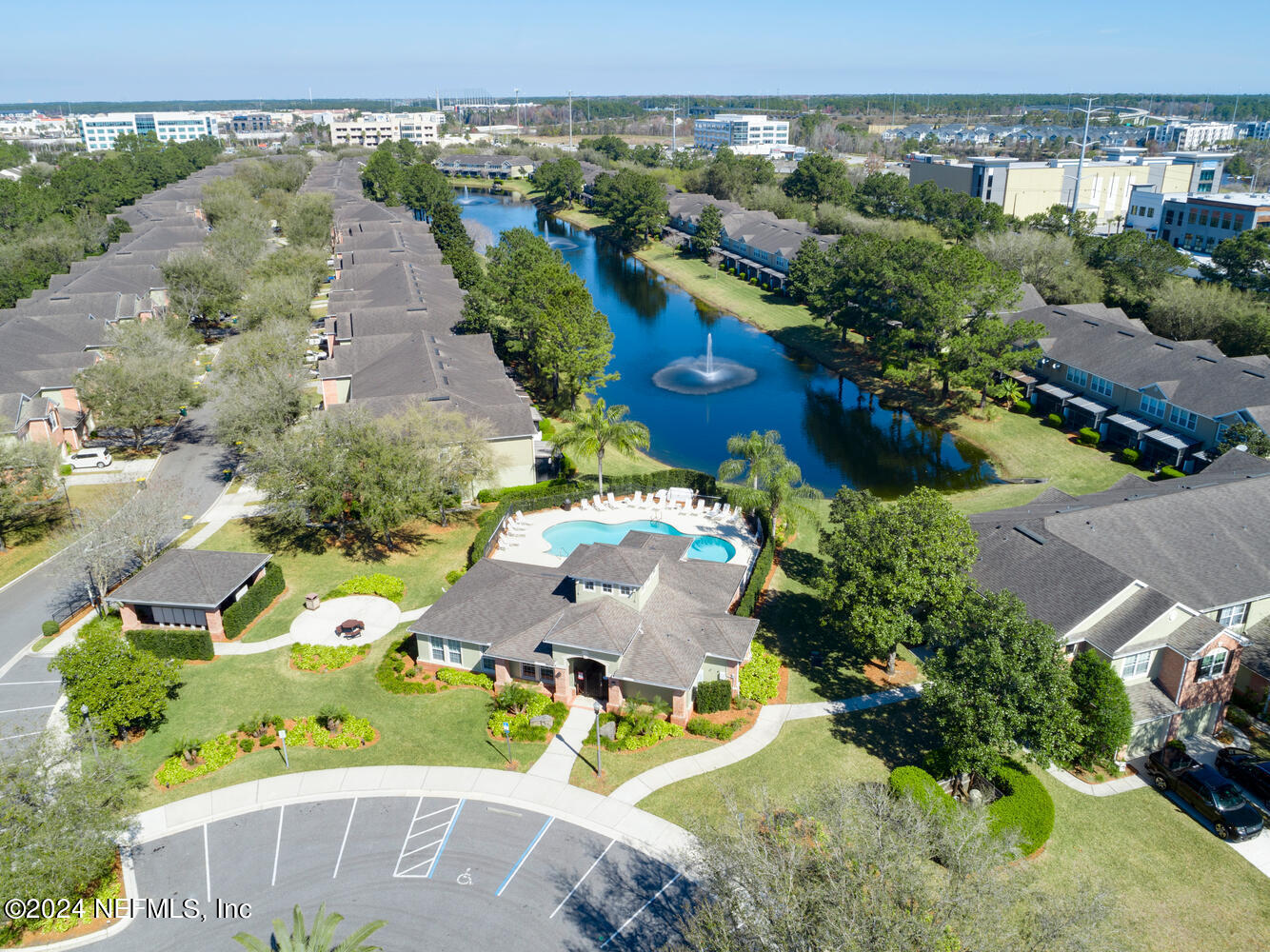 7522 RED CRANE Lane