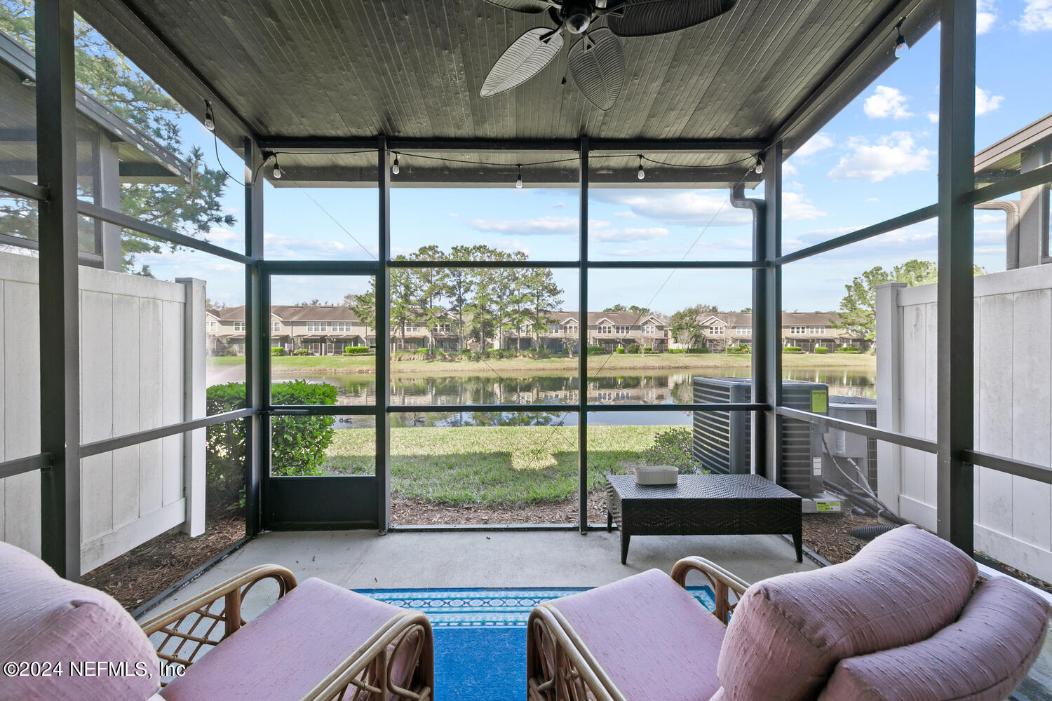 7522 RED CRANE Lane