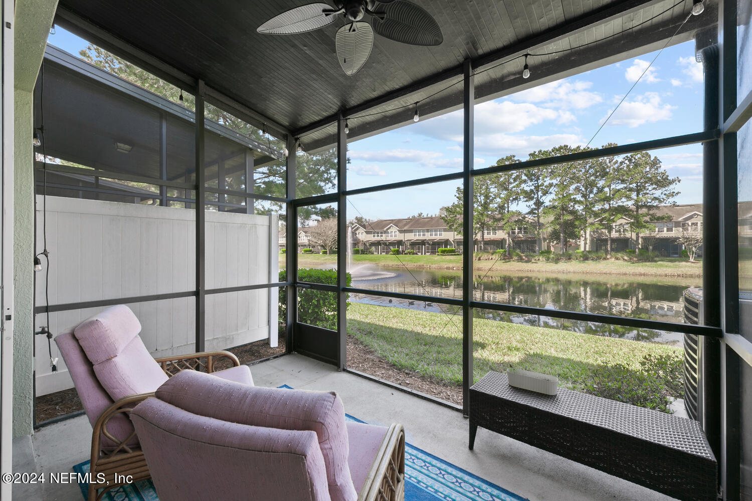 7522 RED CRANE Lane