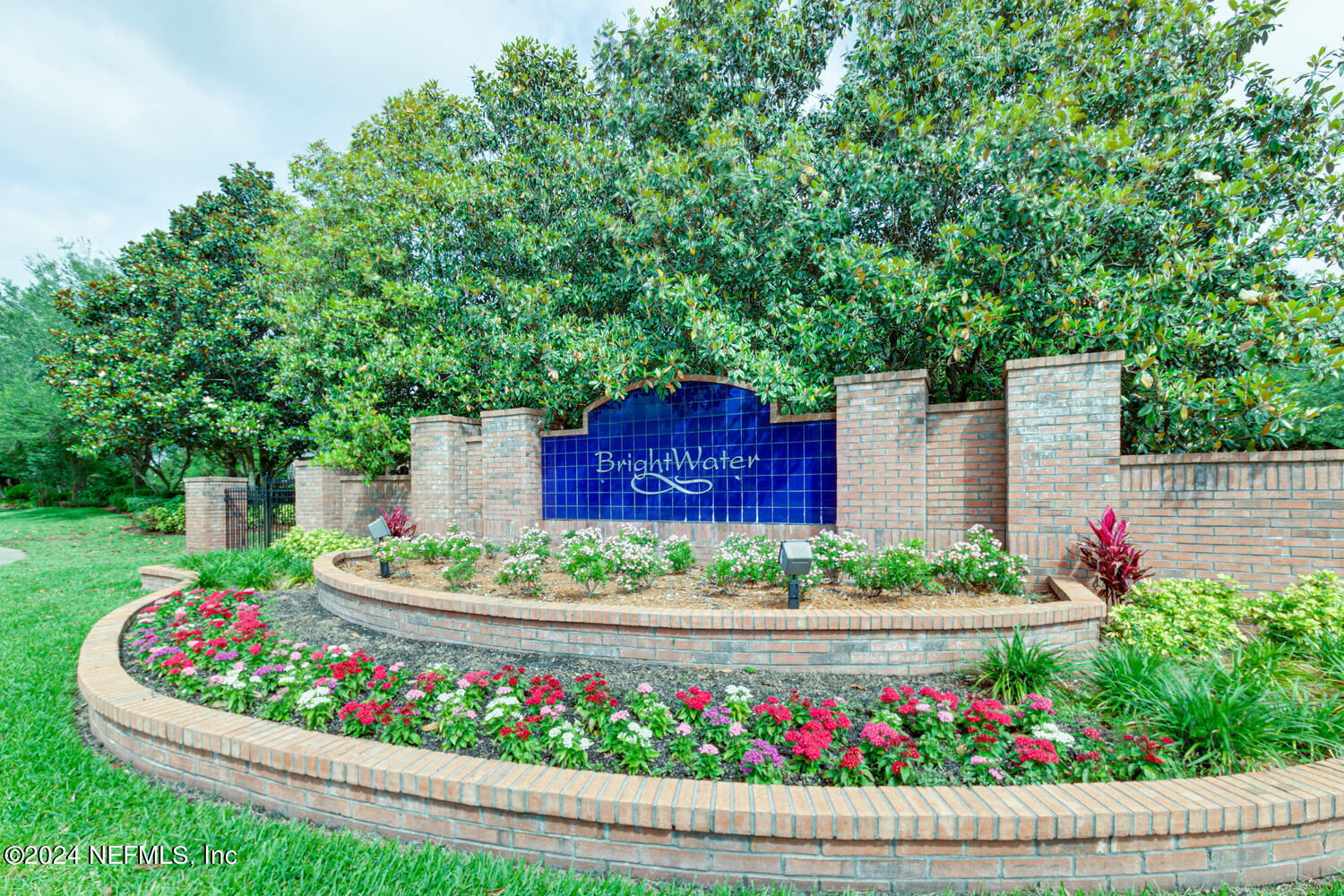 7522 RED CRANE Lane